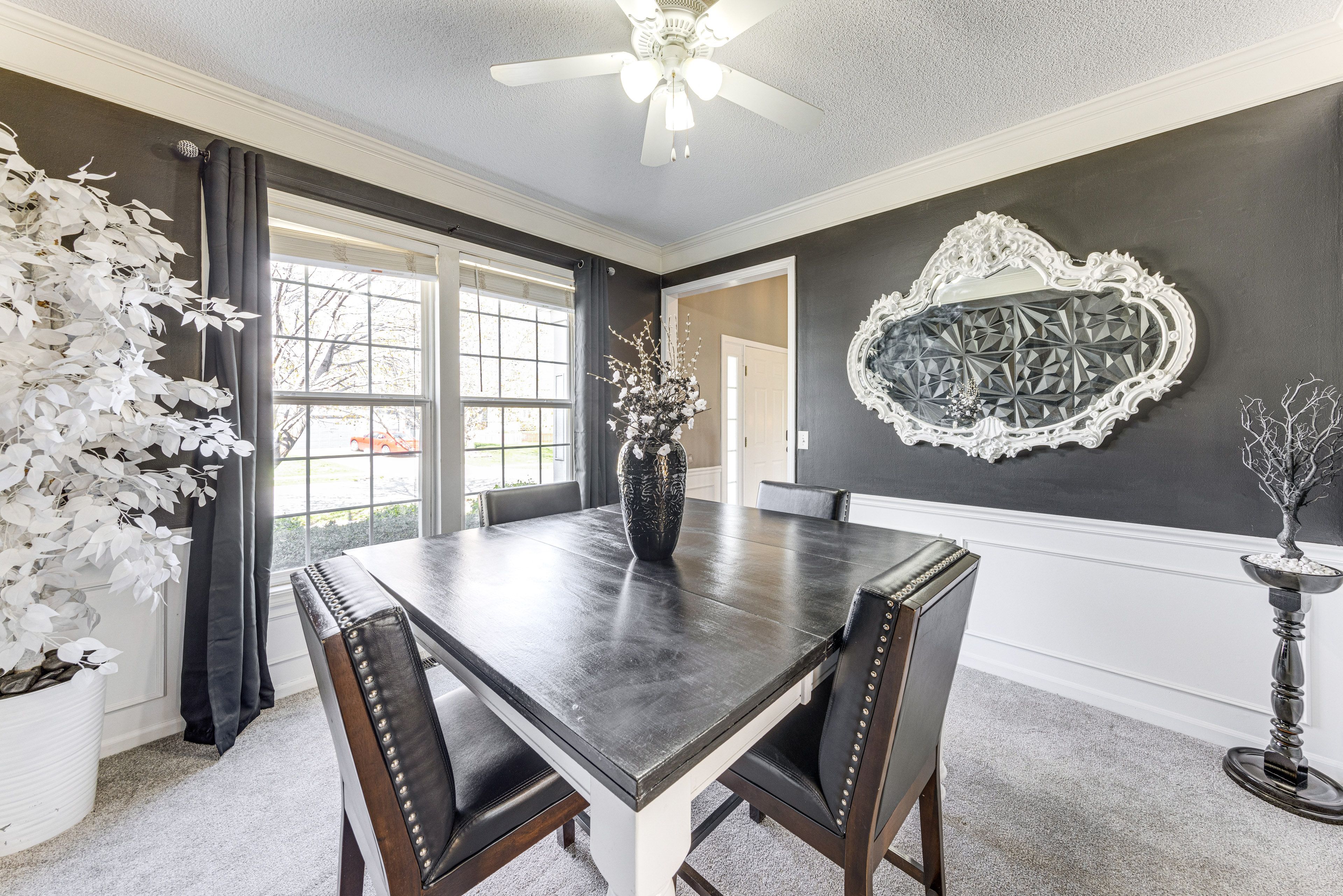Dining Room | Main Level