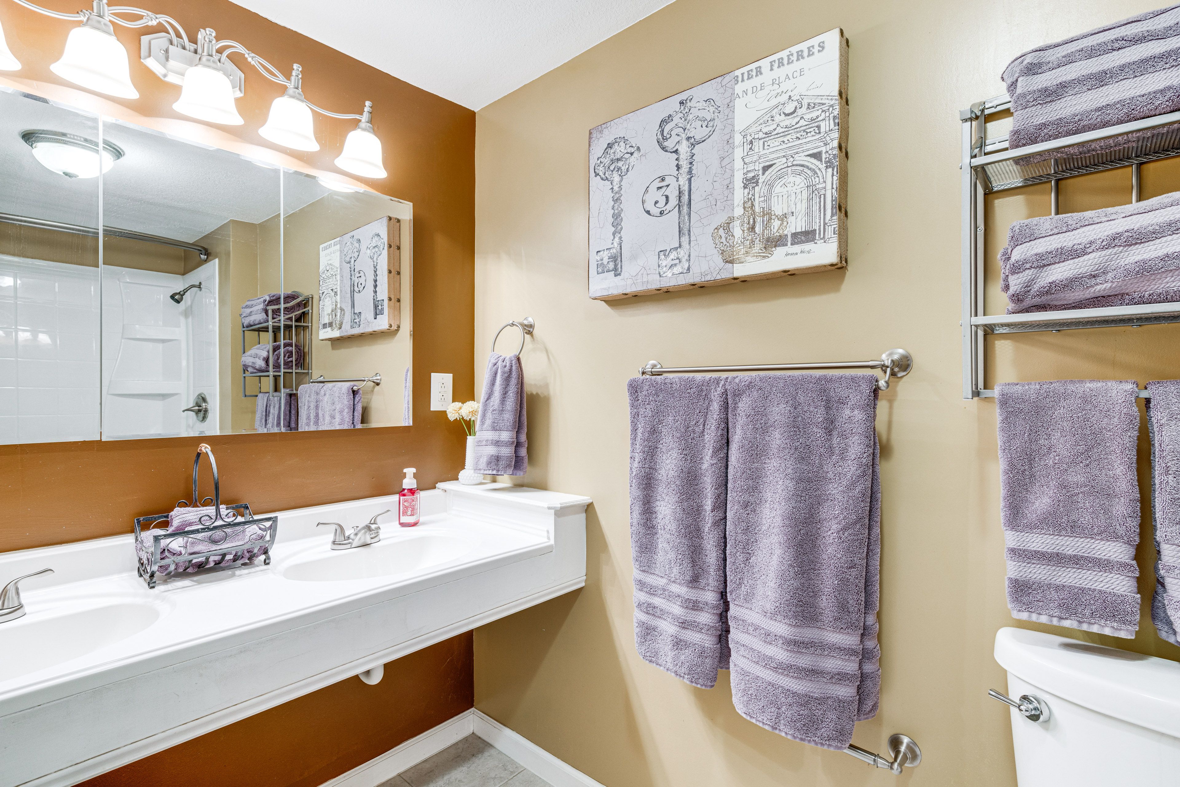 Full Bathroom | Lower Level