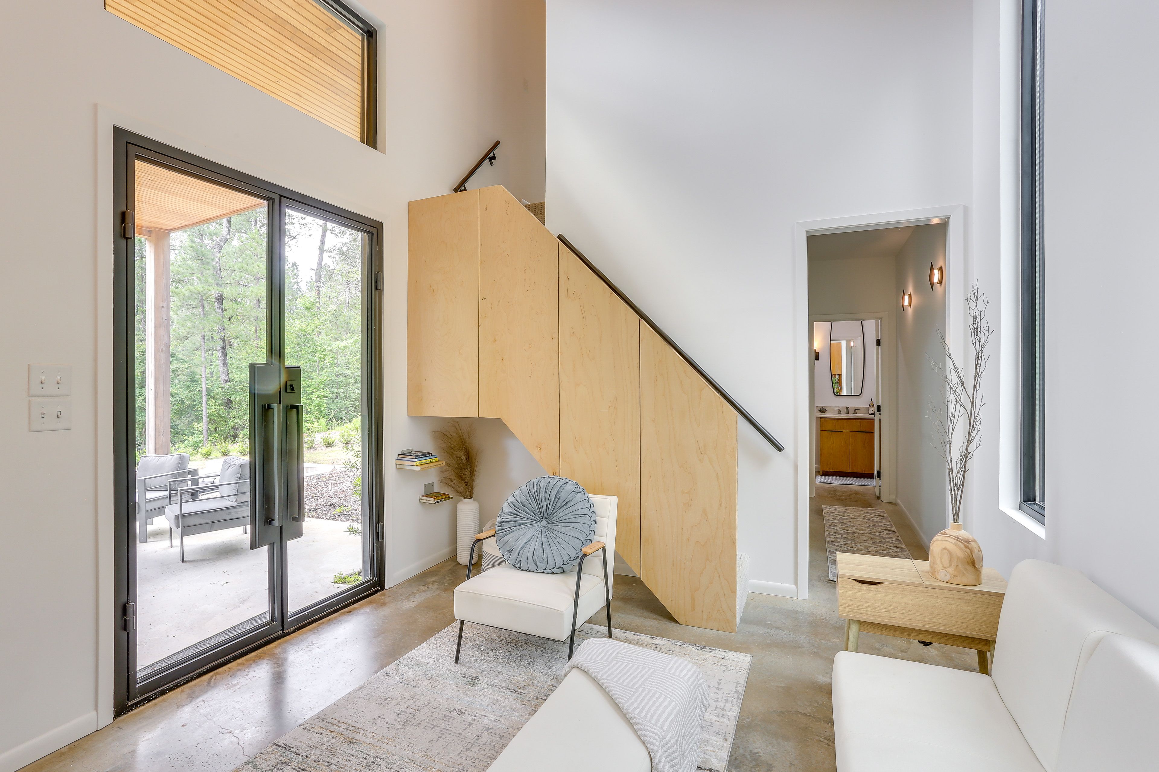 Living Area | Sleeper Sofa | Free WiFi | Central A/C | 1st Floor