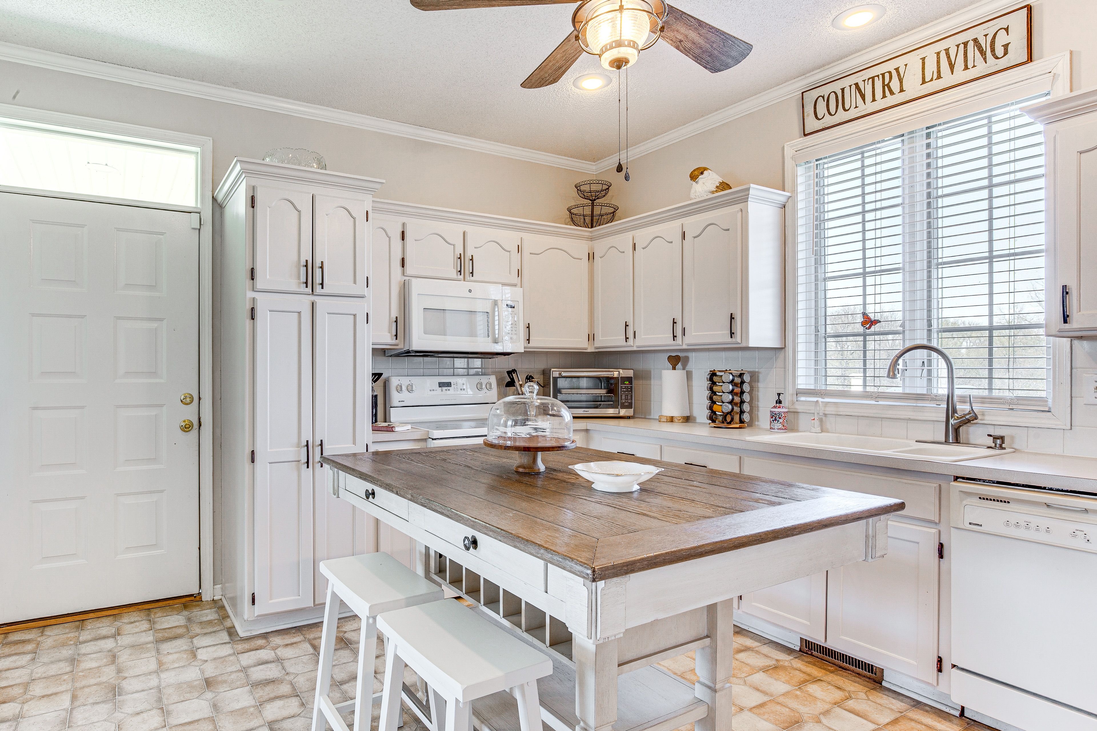 Kitchen | Refrigerator | Drip & Keurig Coffee Makers | 1st Floor