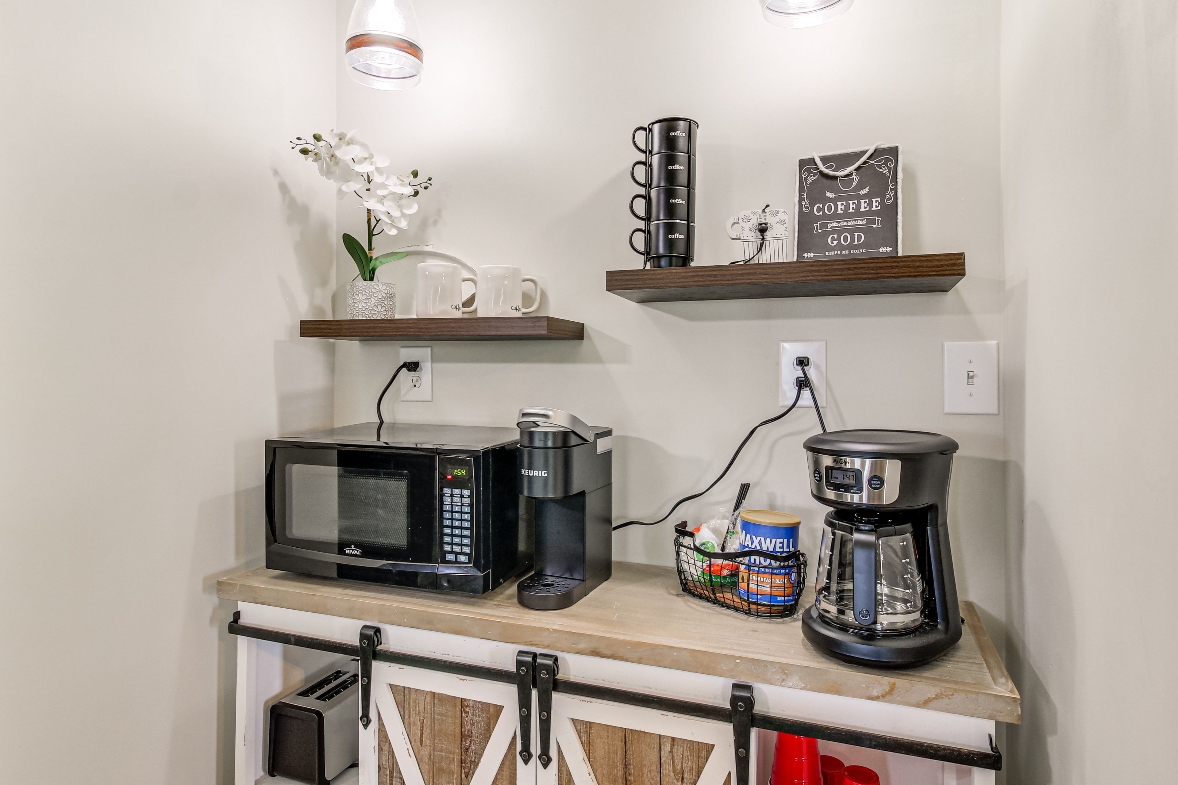 Coffee Bar | Drip & Keurig Coffee Makers