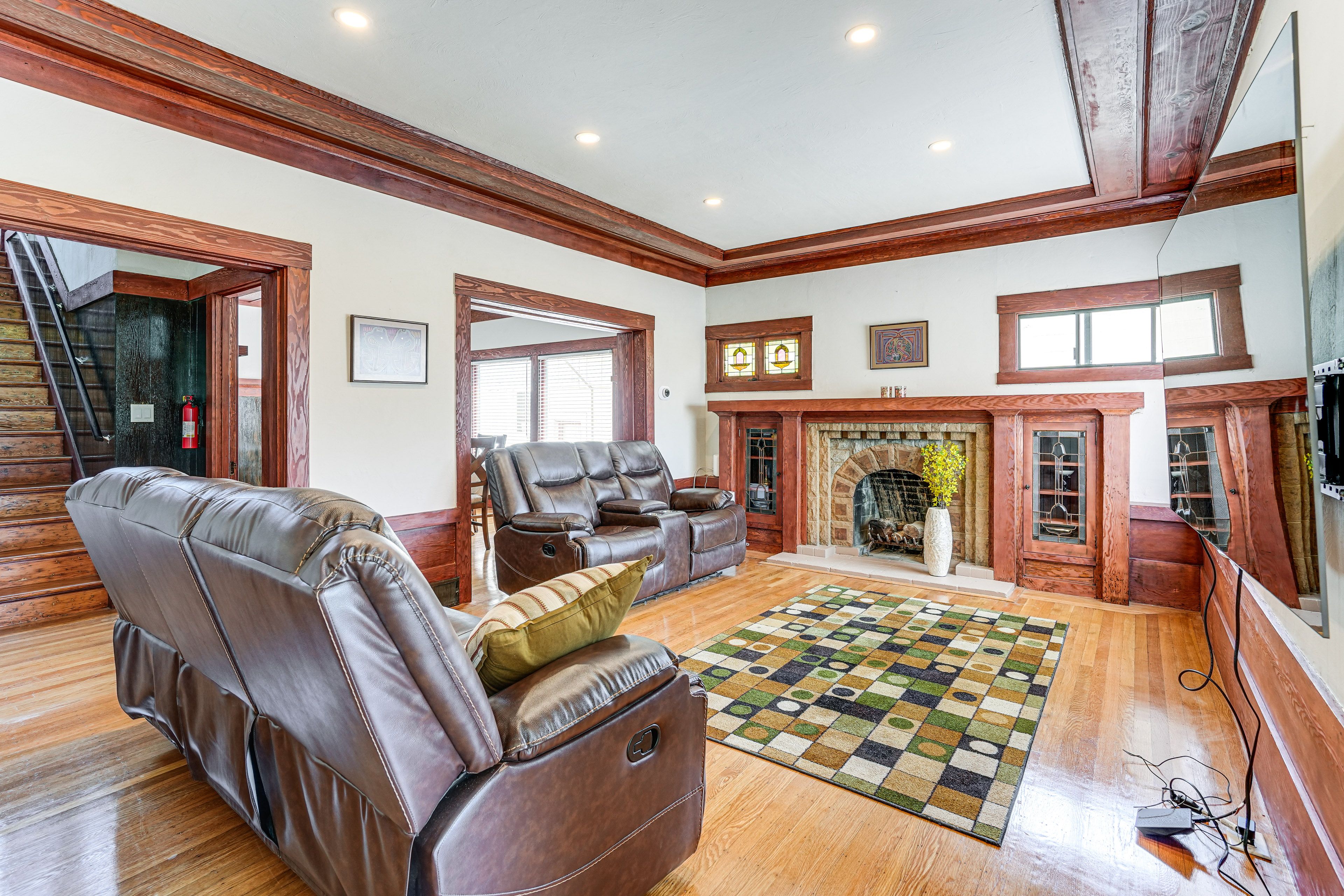 Living Area | Fireplace | TV | 1st Floor