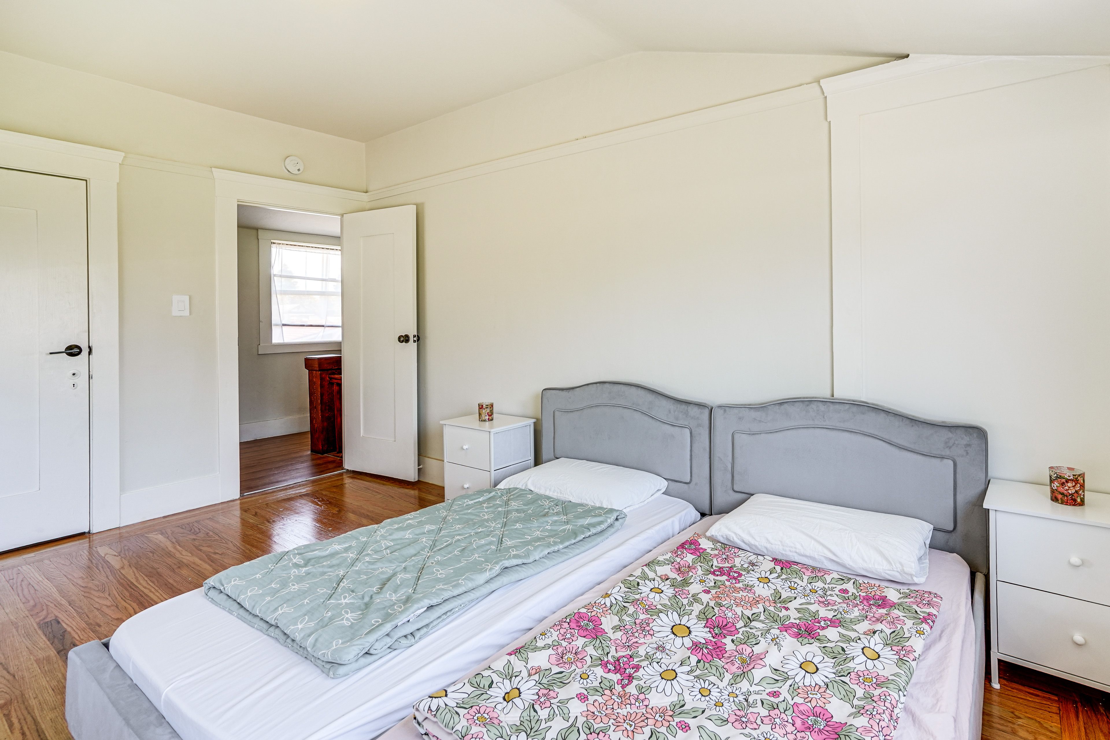Bedroom 3 | 2 Twin Beds | 2nd Floor