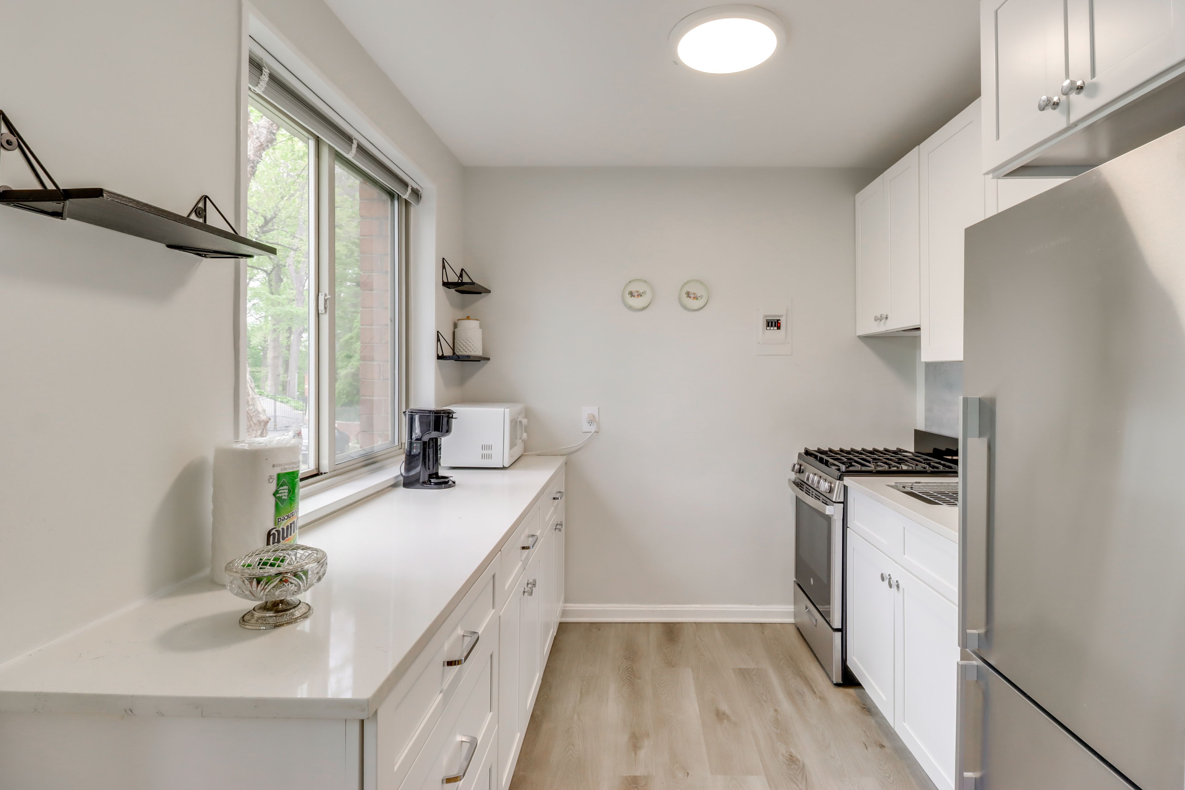 Kitchen | Trash Bags/Paper Towels