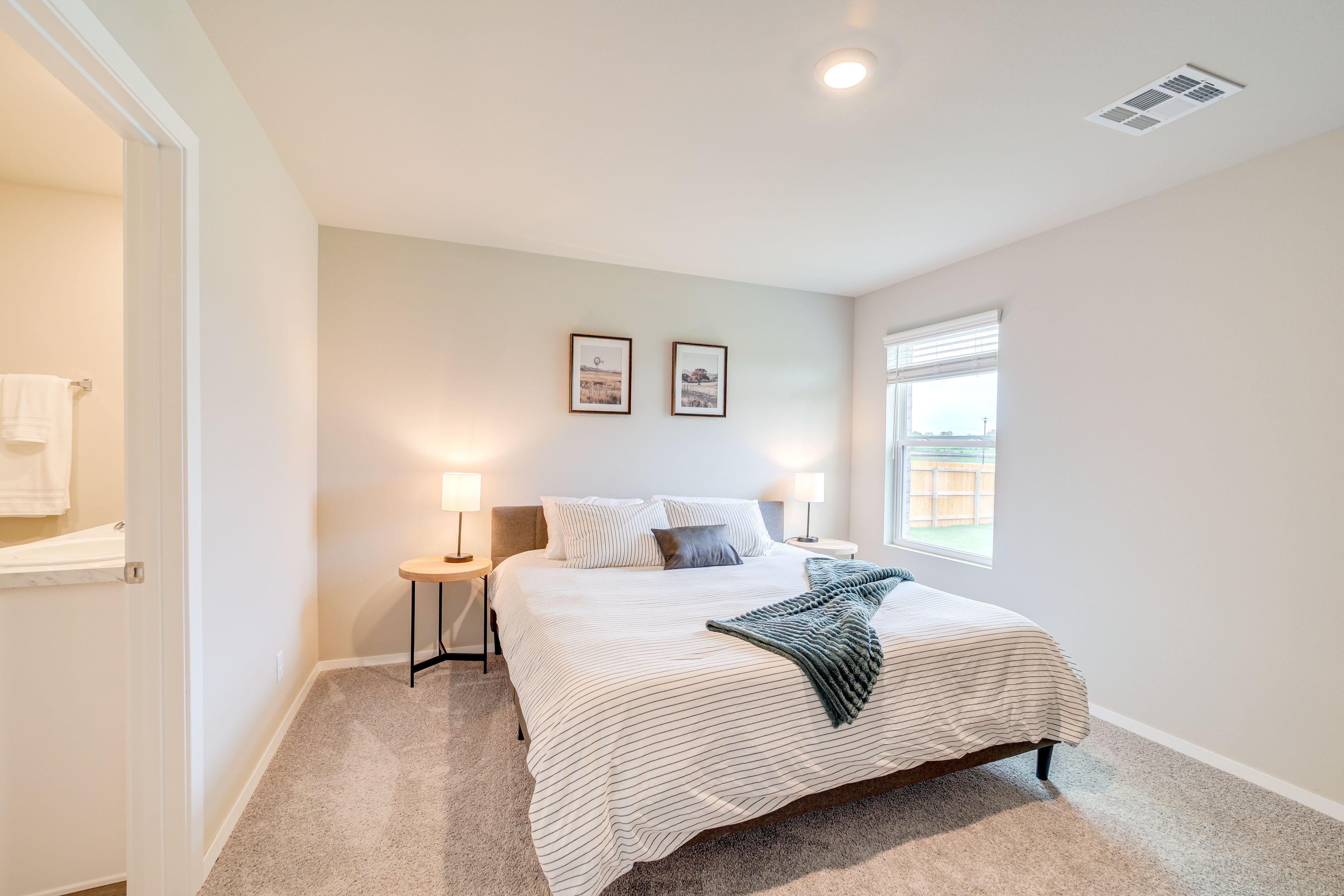 Bedroom 1 | King Bed | Smart TV