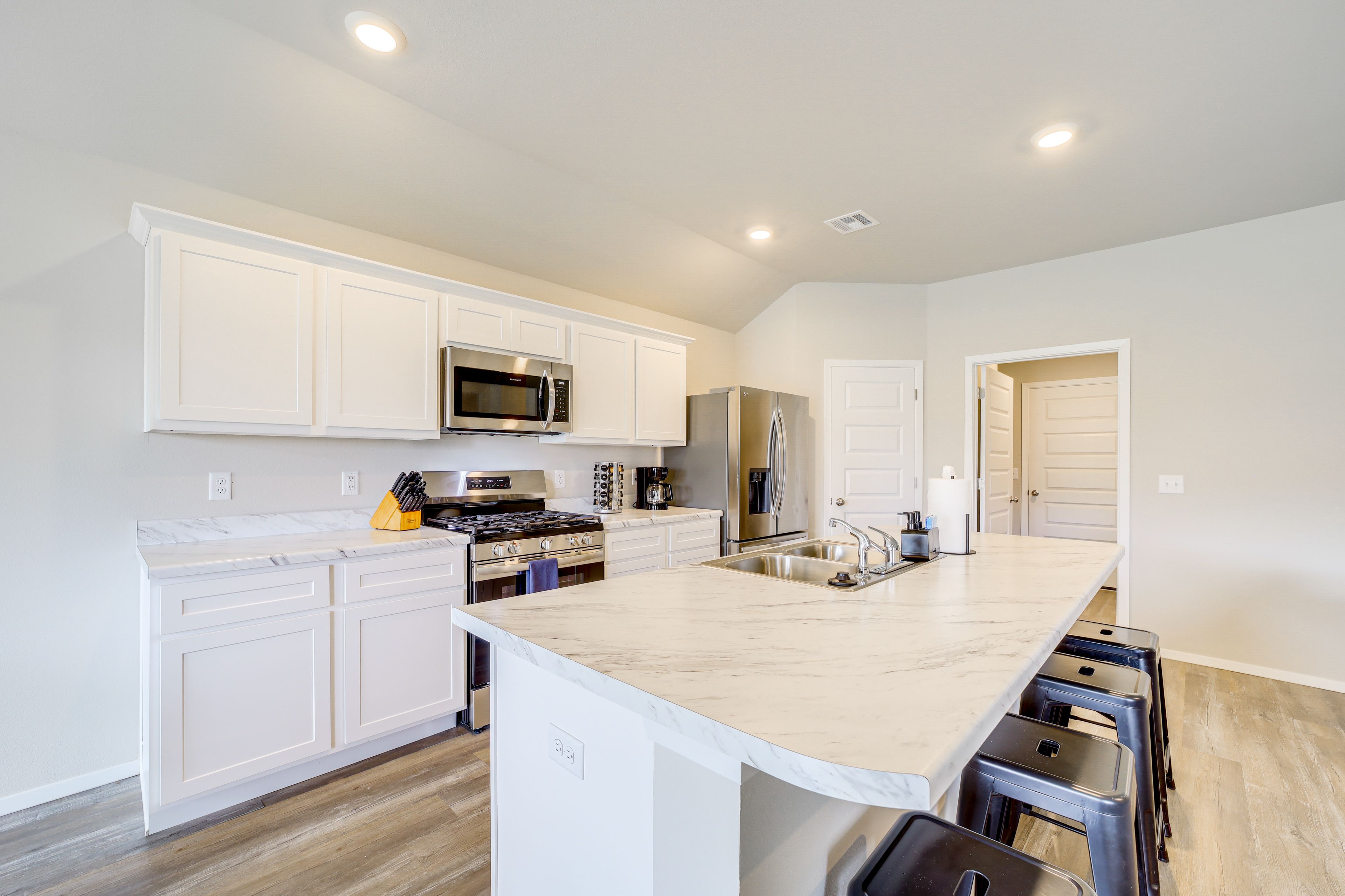 Kitchen | Dishwasher