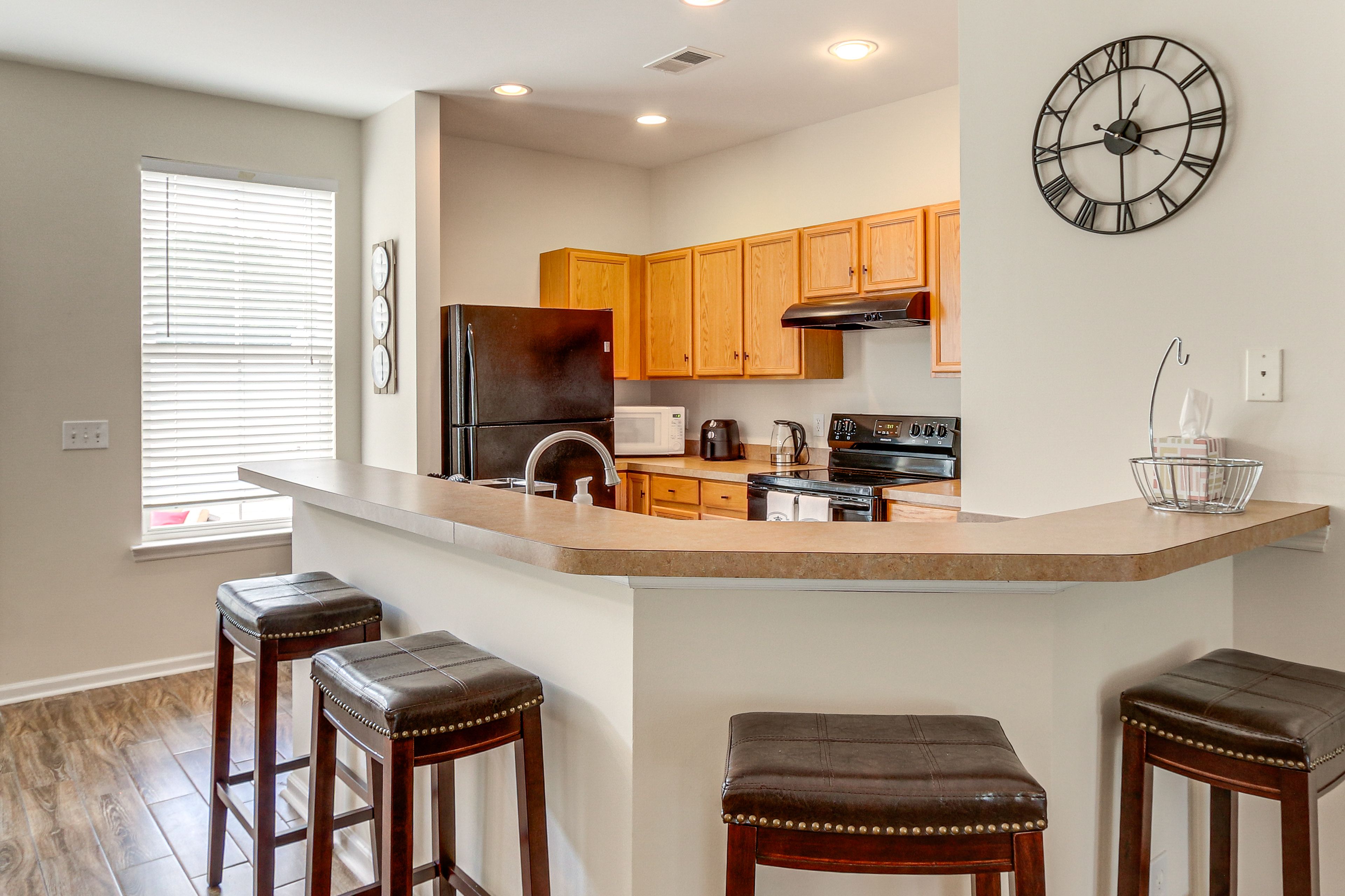 Kitchen | 1st Floor | Cooking Basics | Microwave | Air Fryer | Spices