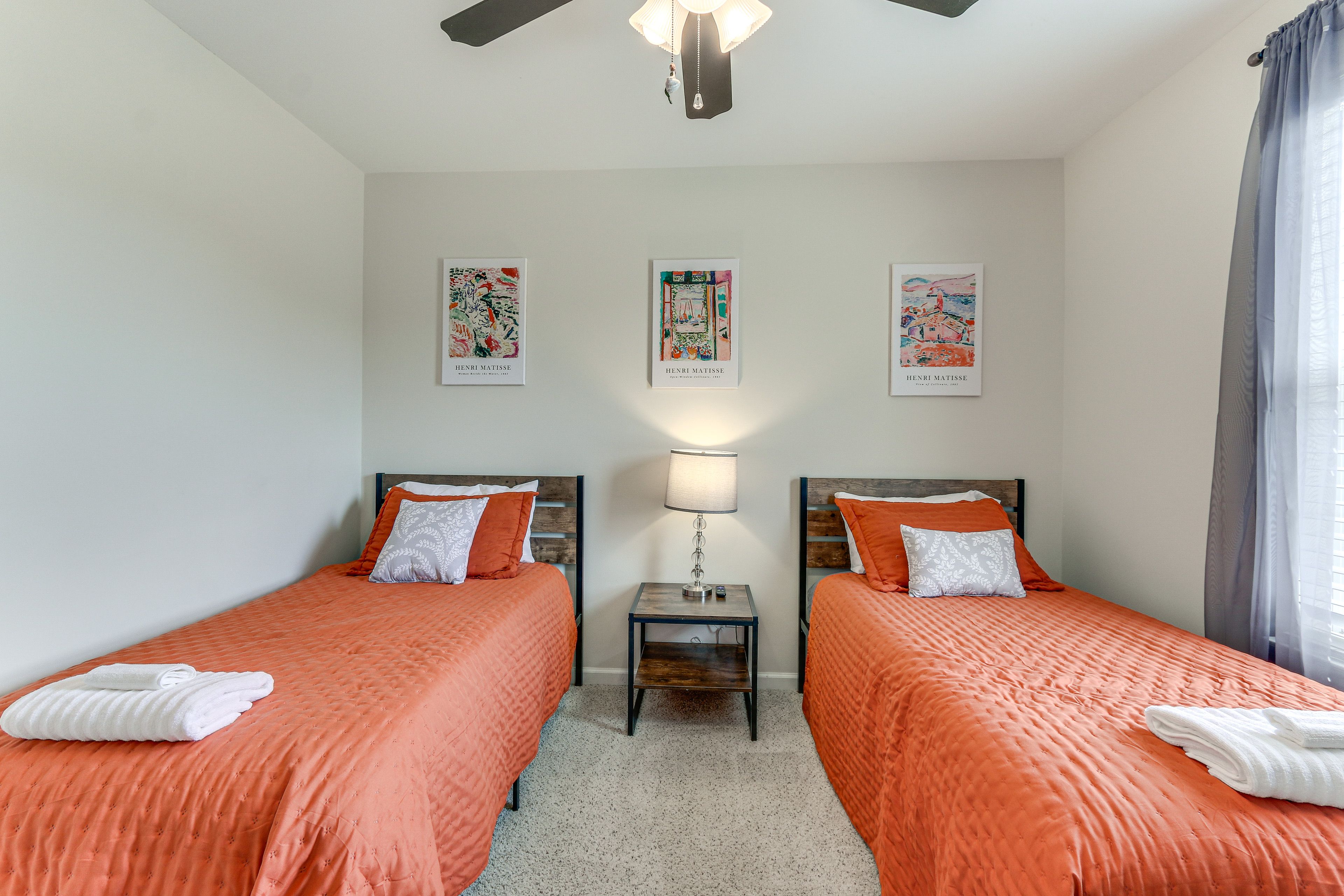 Bedroom 2 | 2nd Floor | 2 Twin Beds