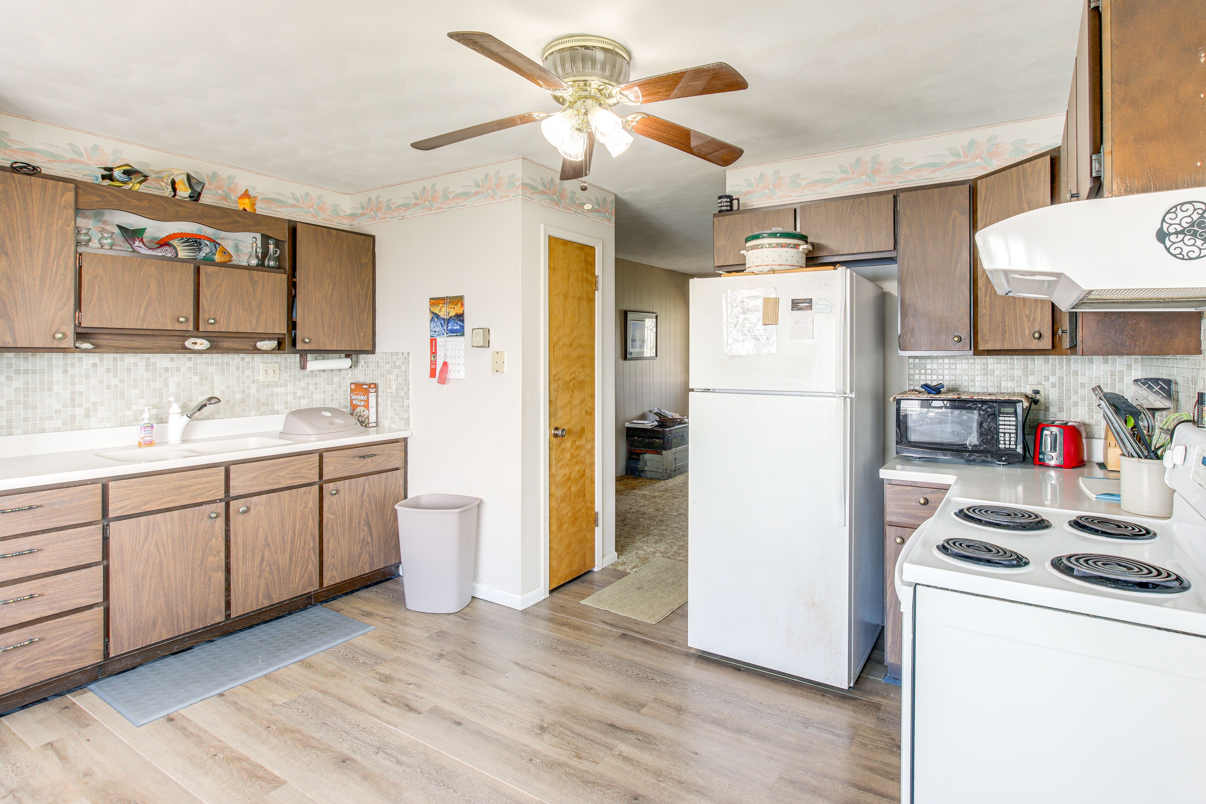 Kitchen | 1st Floor | Cooking Basics | Drip & Keurig Coffee Makers