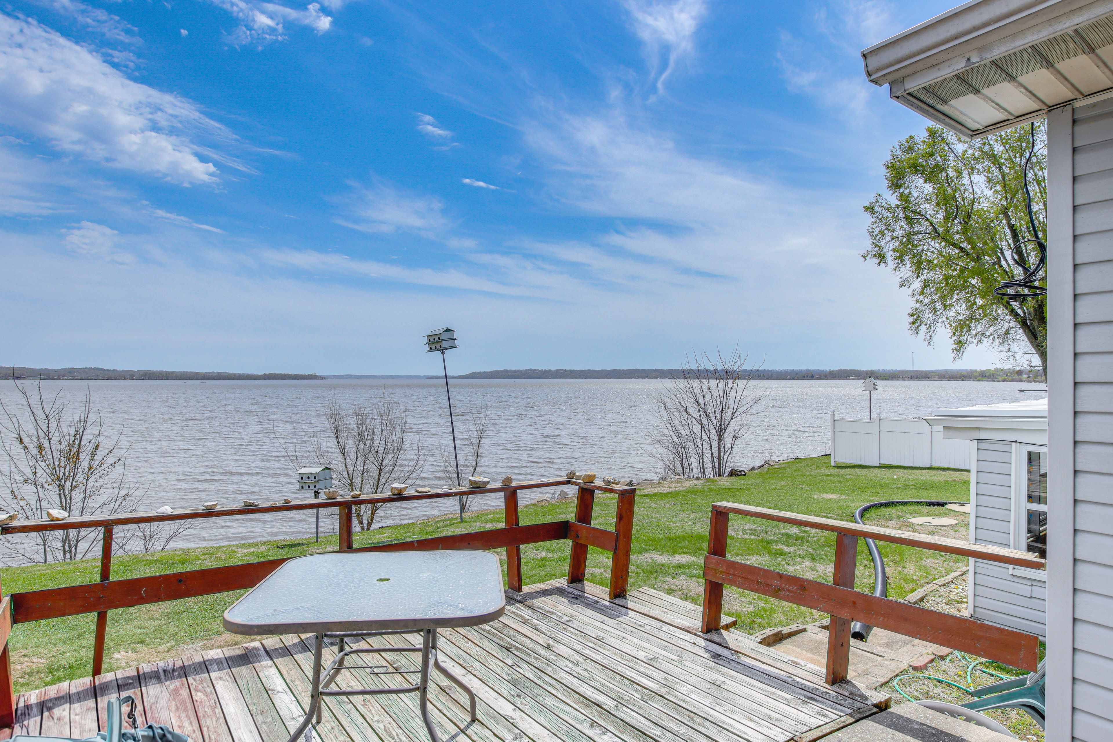 Montrose Vacation Rental | 3BR | 2BA | 1,246 Sq Ft | Stairs Required