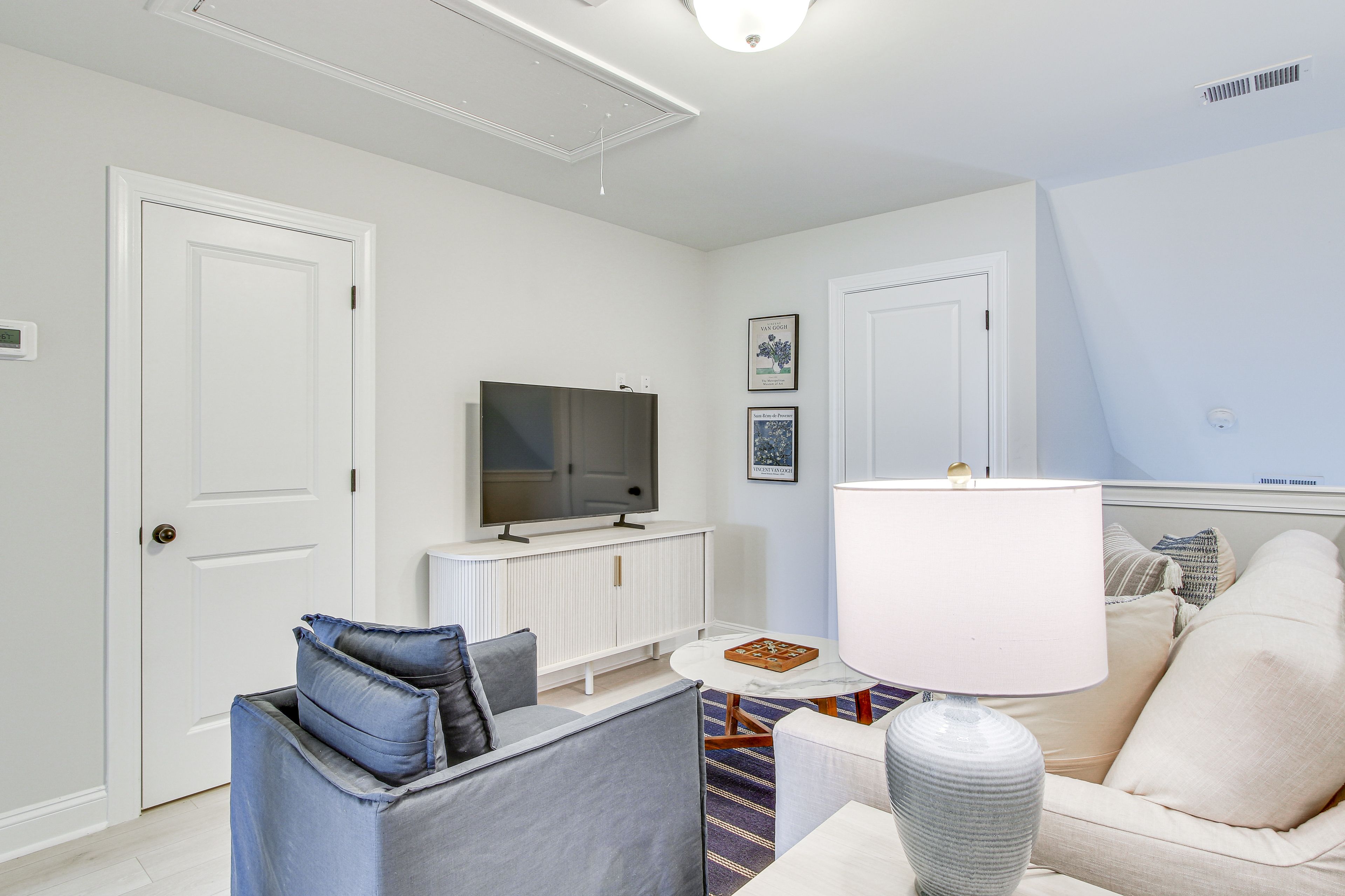 Loft | 2nd Floor | Smart TV