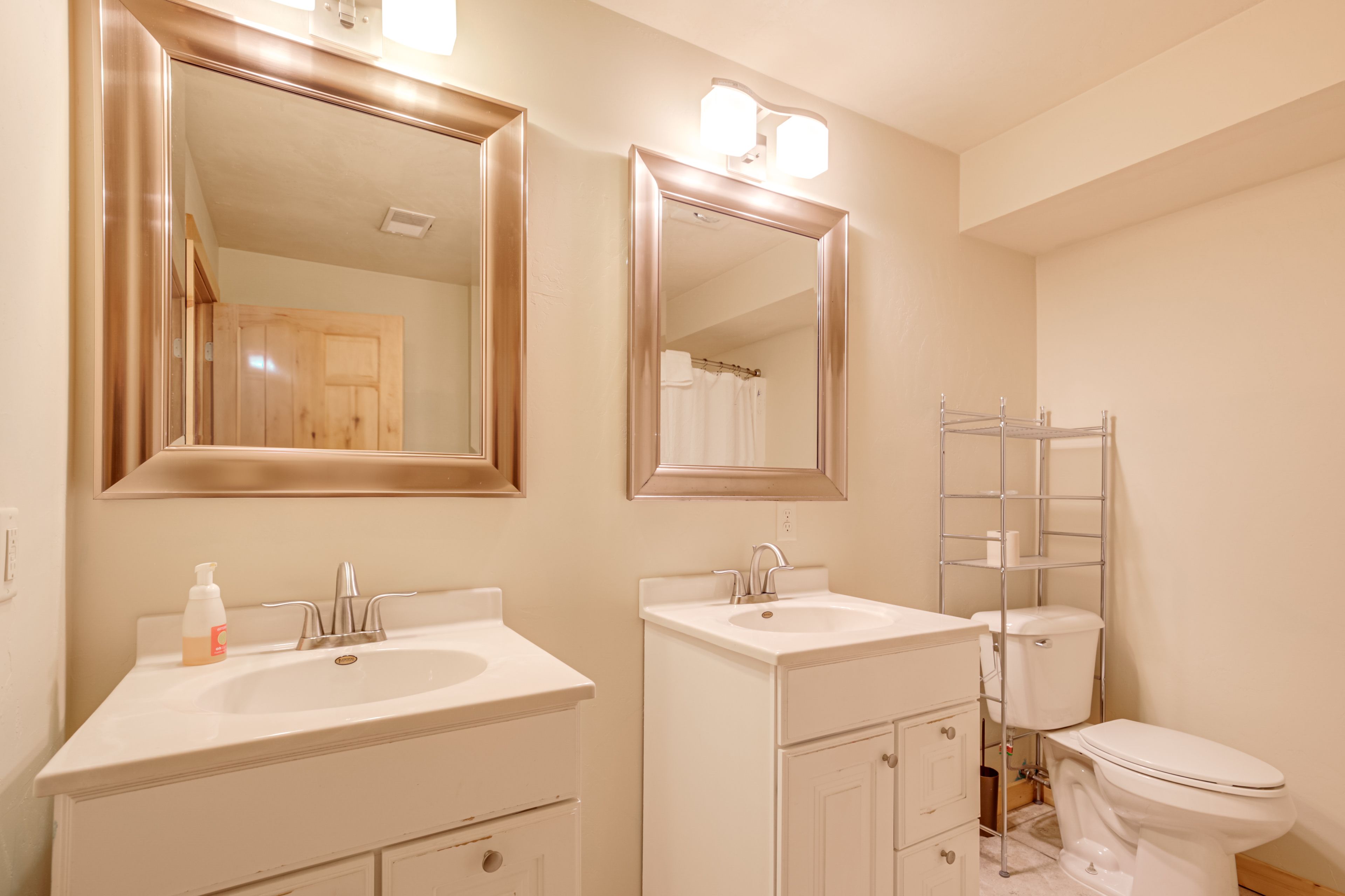 Full Bath | Lower Level