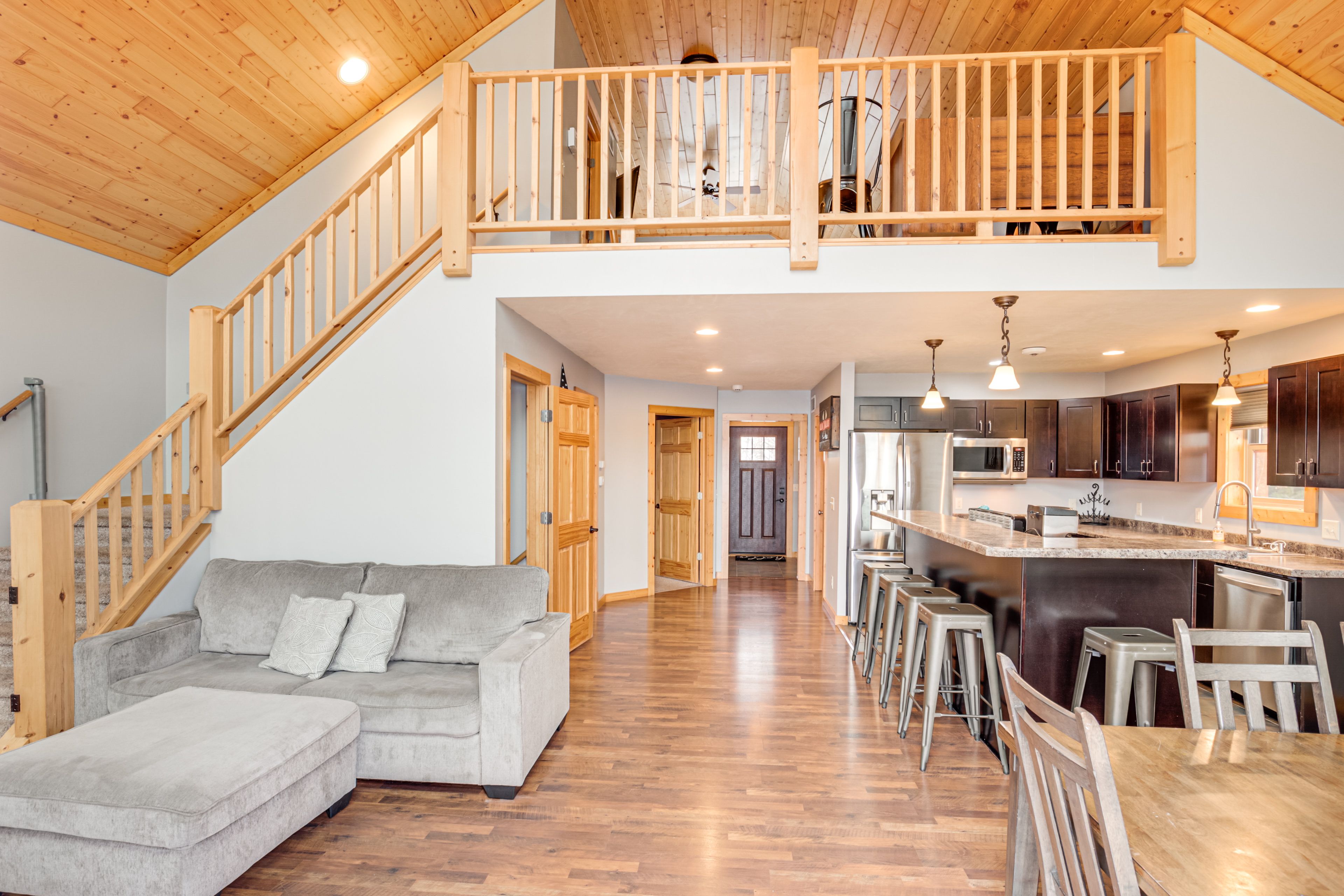 Cabin Interior | Central A/C | Free WiFi