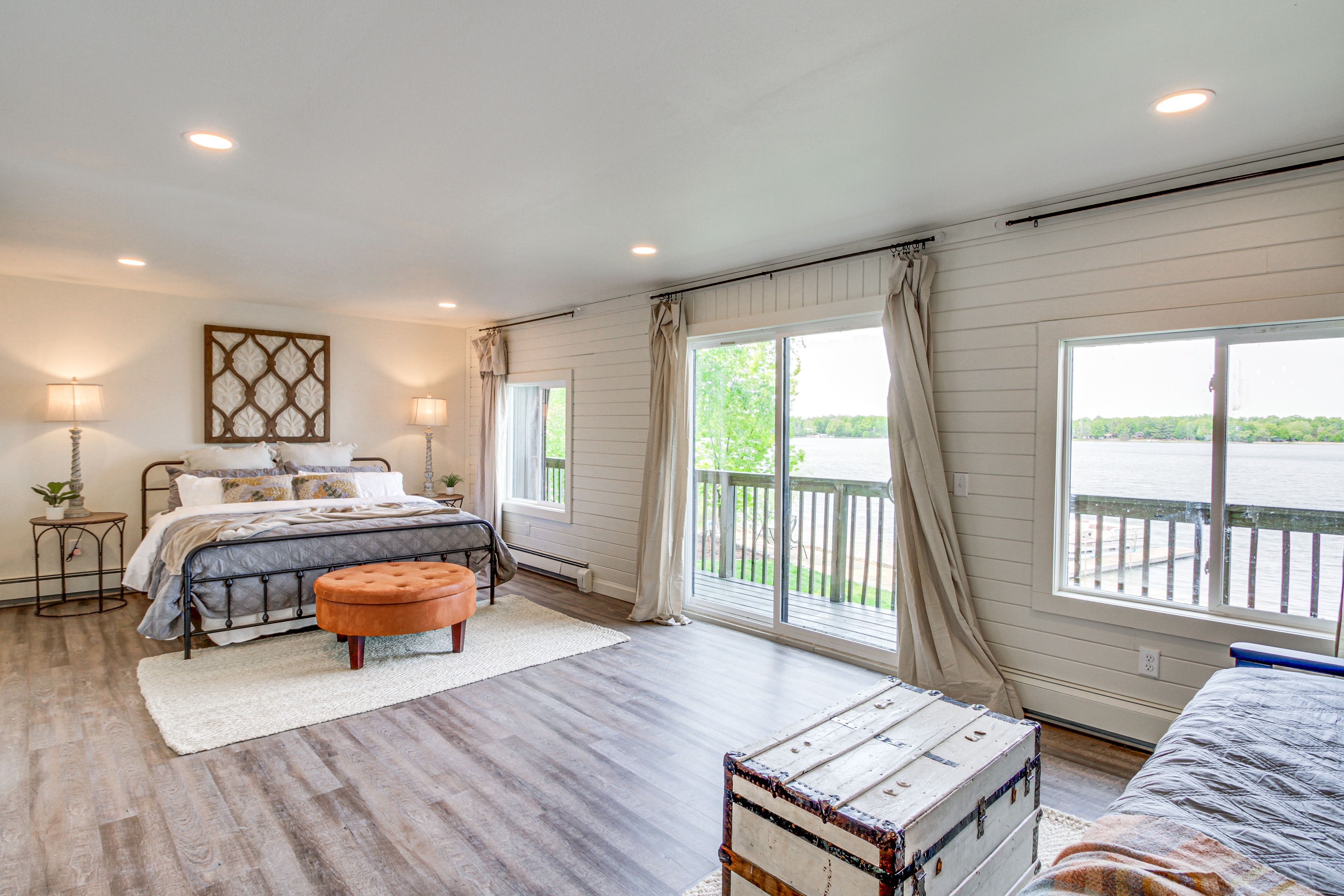 Bedroom 3 | King Bed | Twin Daybed | 2nd Floor