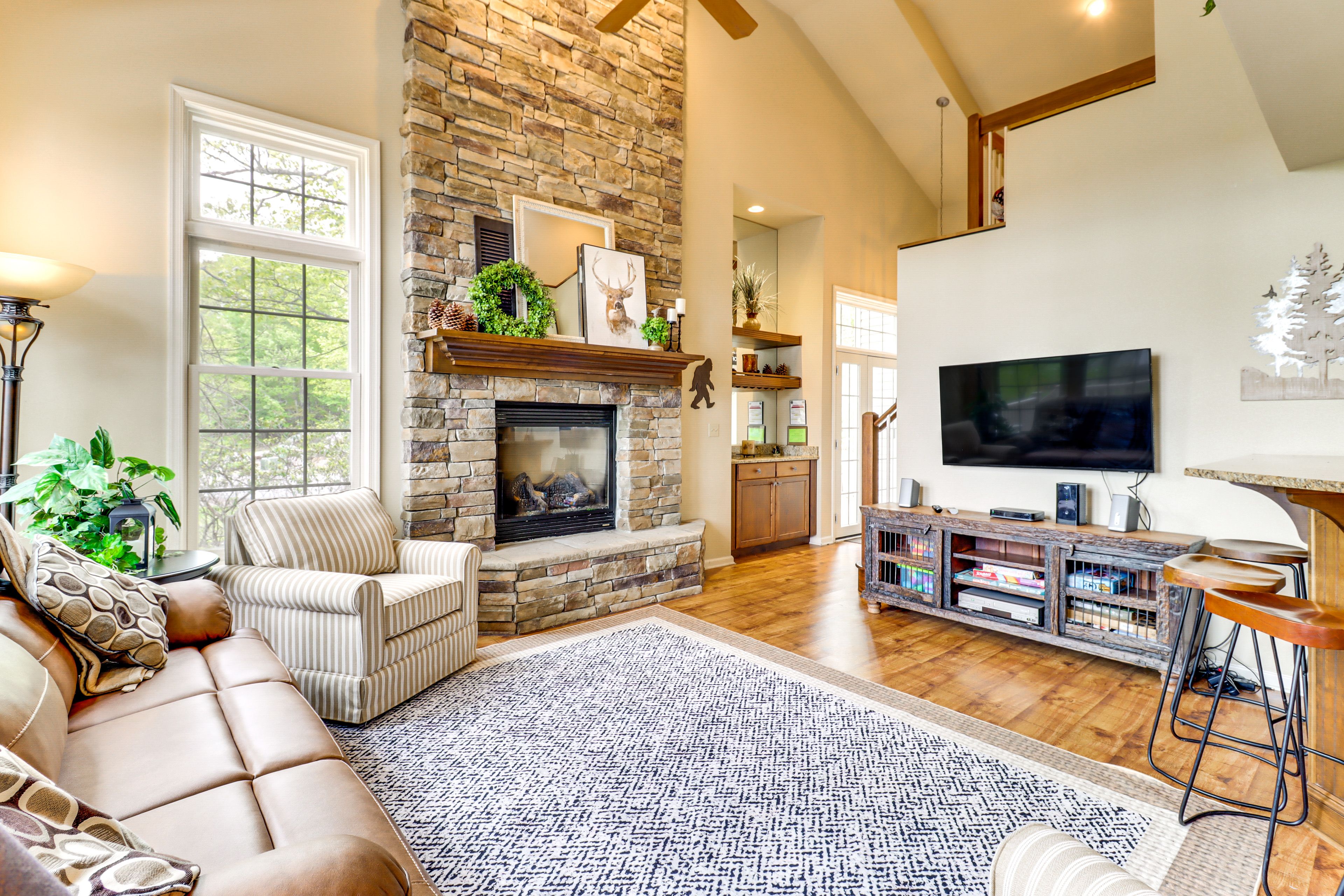 Living Room | 2-Story Home | Gas Fireplace | Full Sleeper Sofa