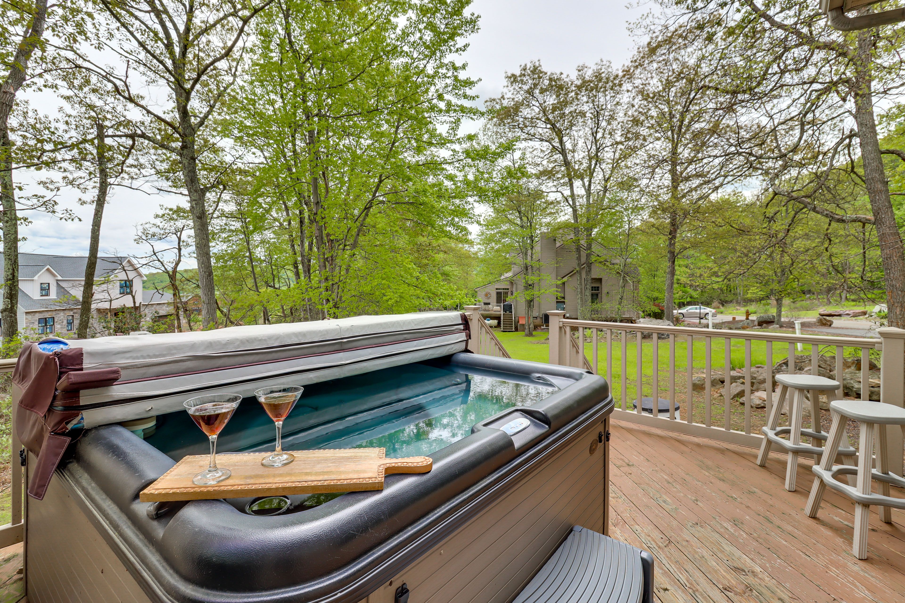 Deck | Private Hot Tub
