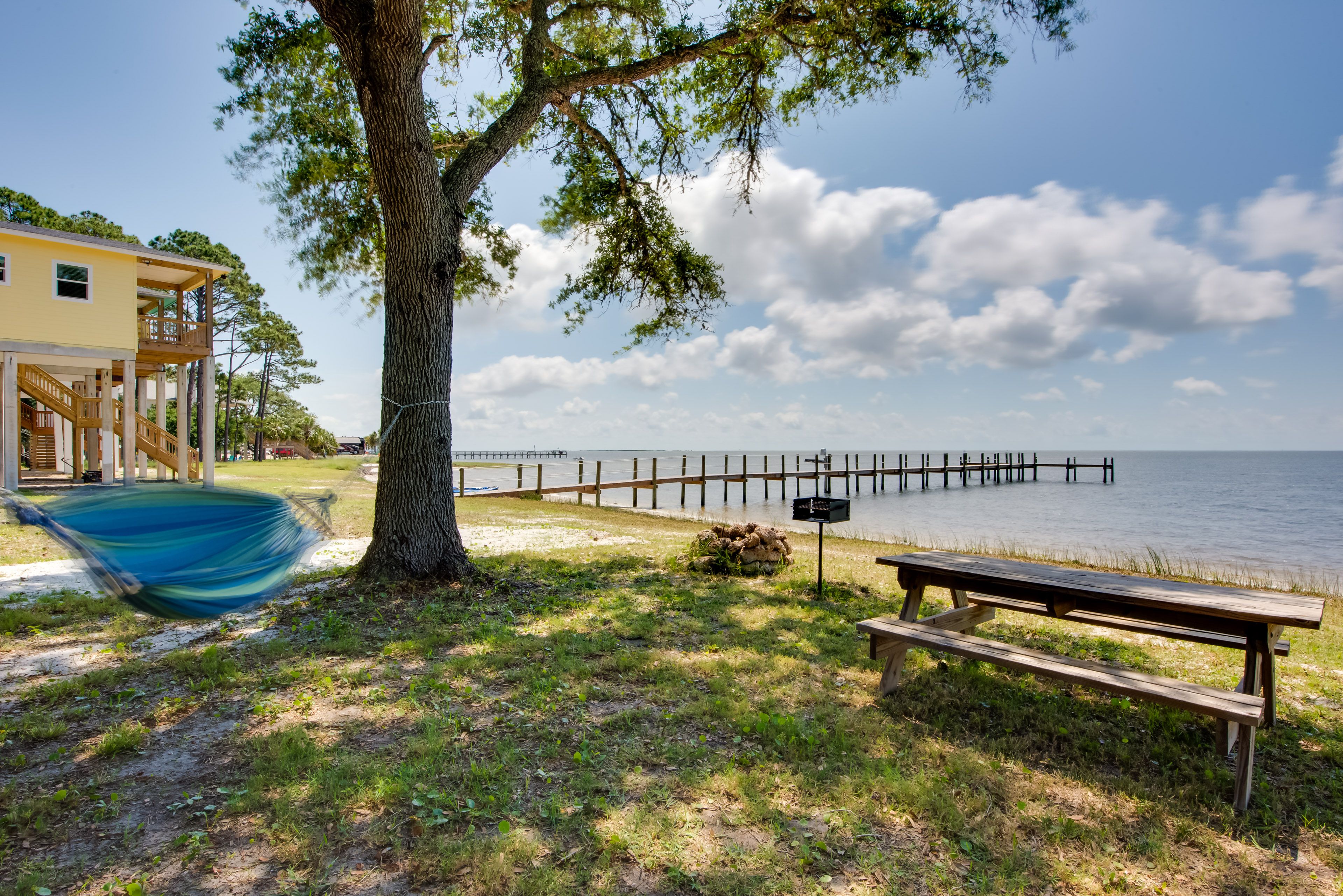 Grilling Area | Charcoal Grill | Hammock | Yard Games