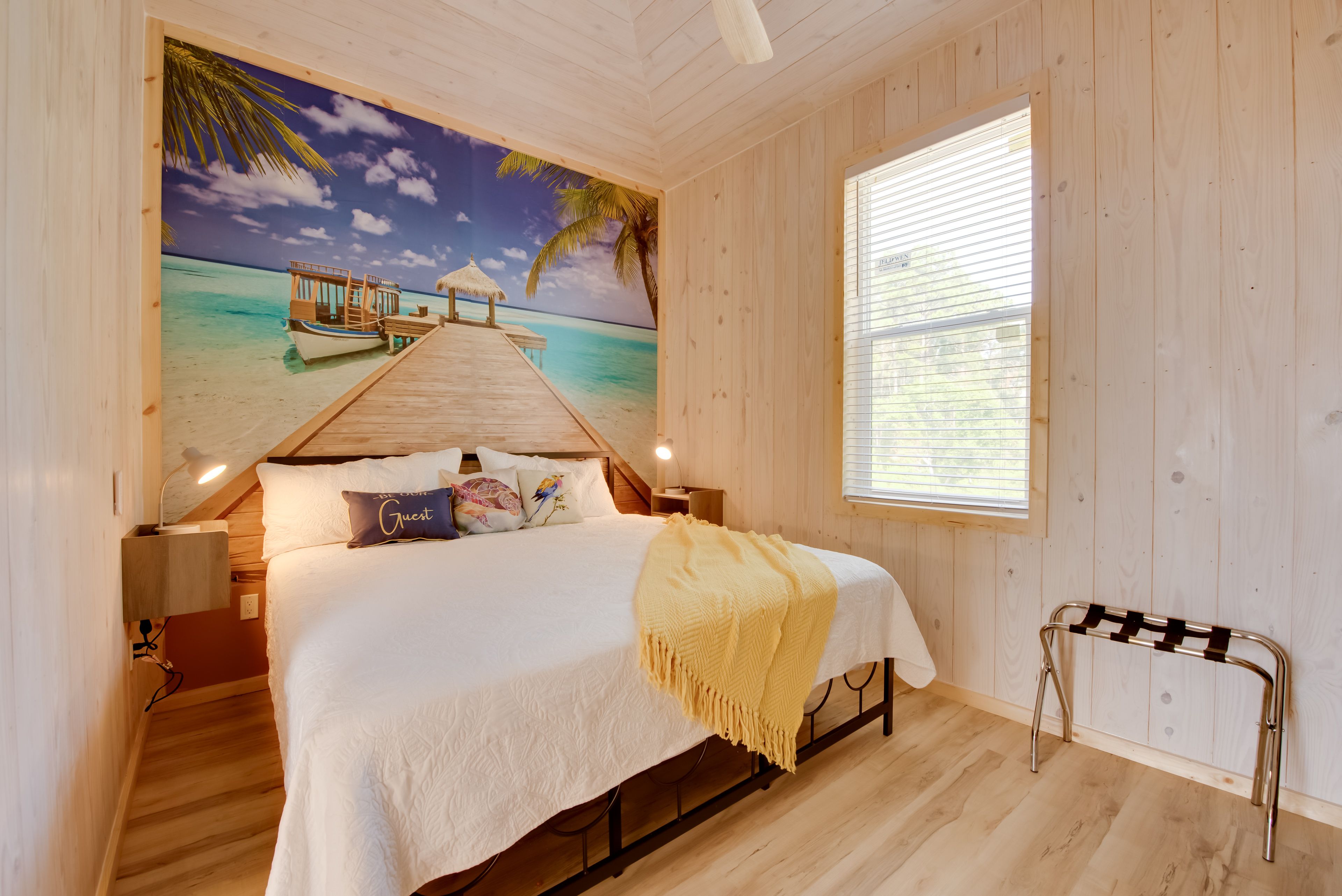 Bedroom | King Bed