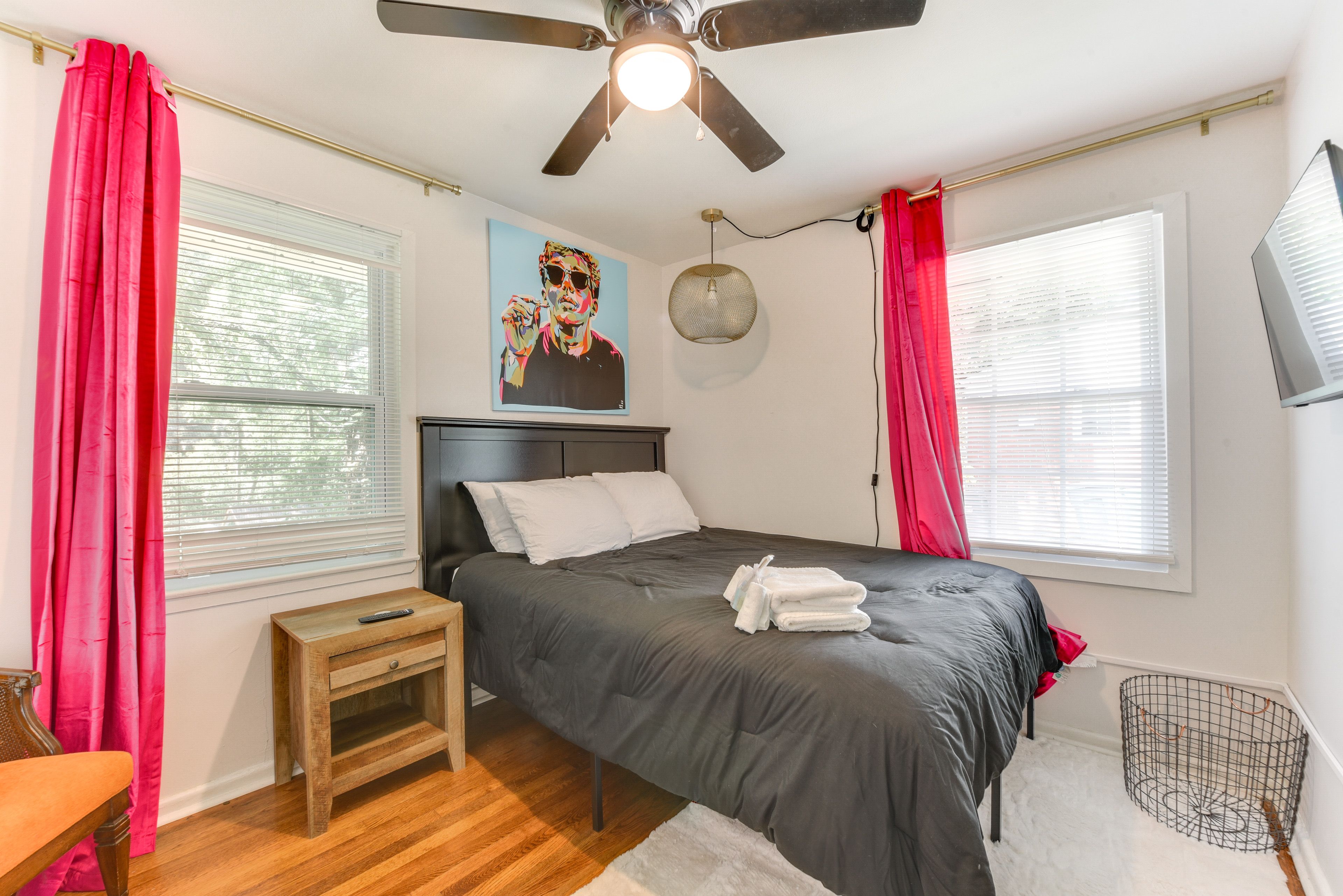 Bedroom 2 | Queen Bed | Ceiling Fan