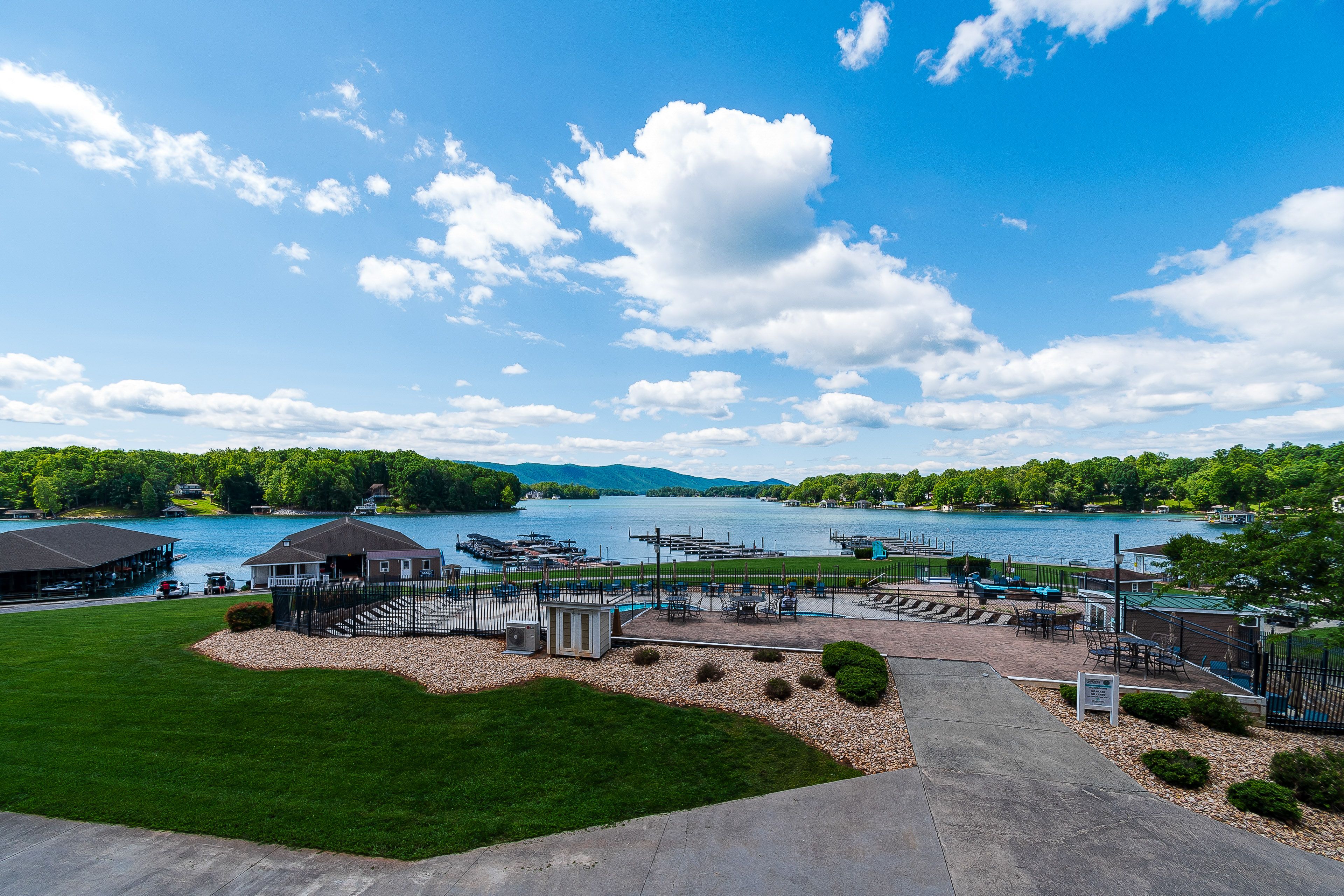 The Pointe at Mariners Landing | Community Amenities
