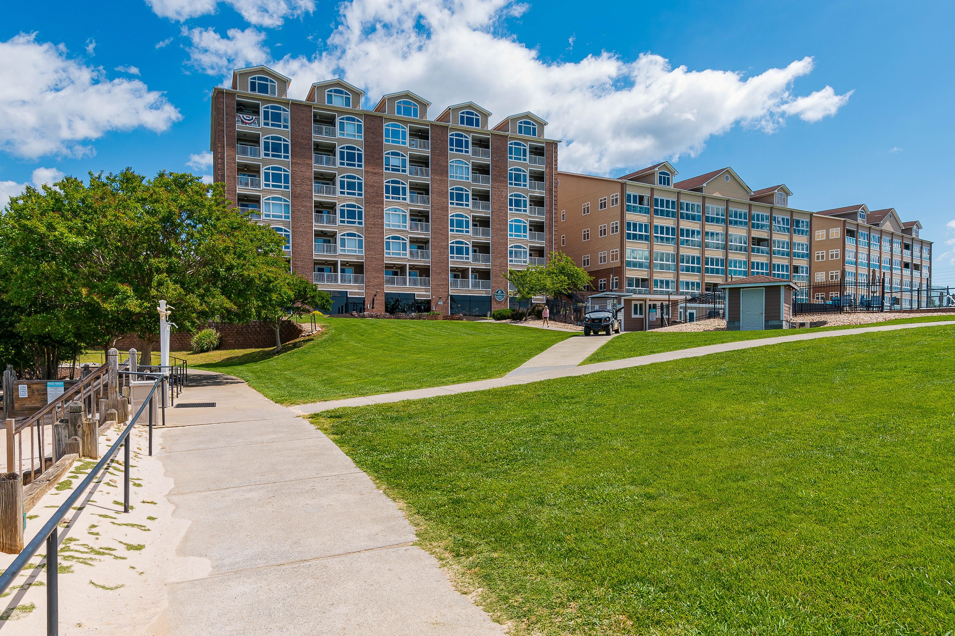 Property Exterior | 4th-Floor Unit | Single-Story Condo