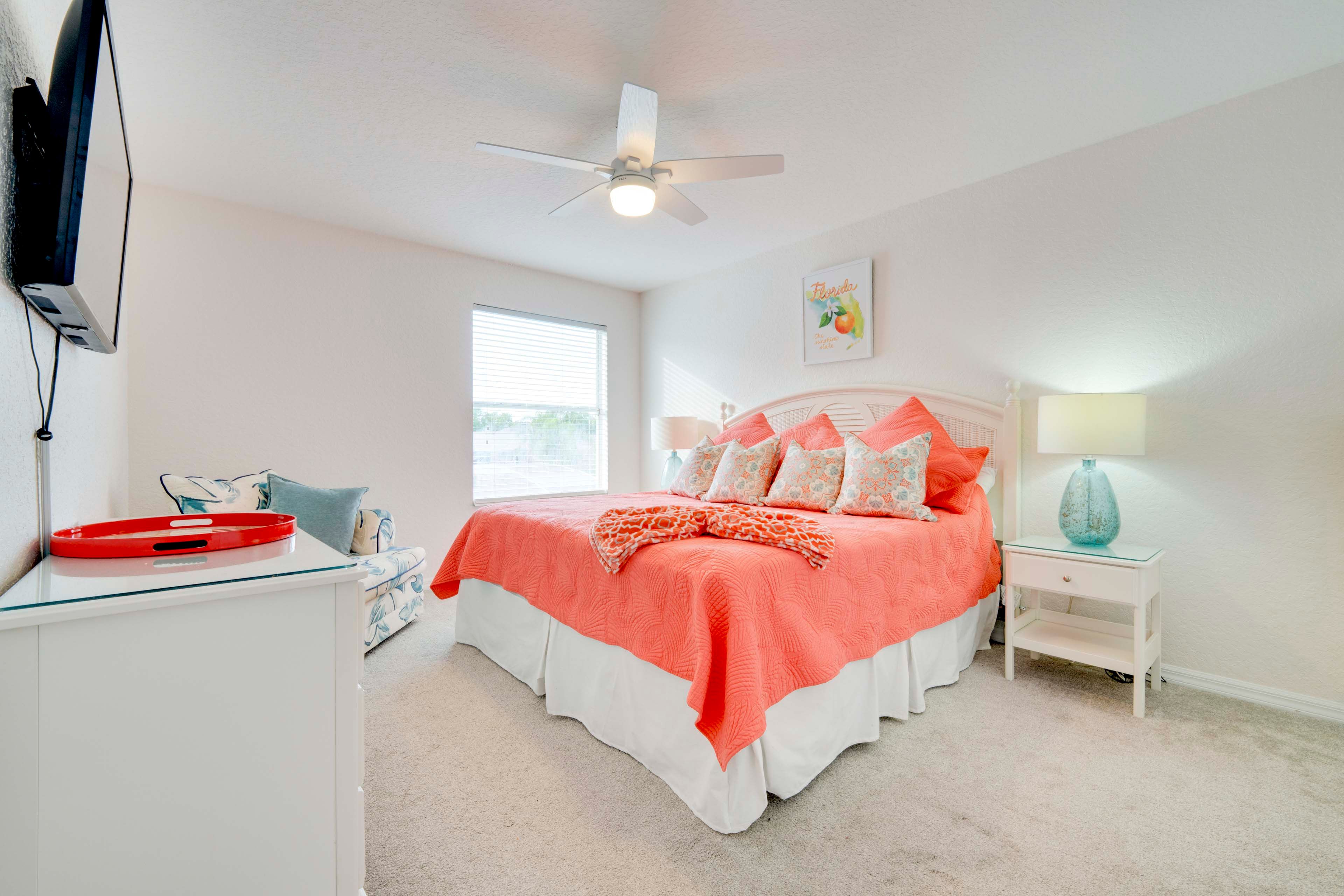Bedroom 3 | 2nd Floor | King Bed | Flat-Screen TV