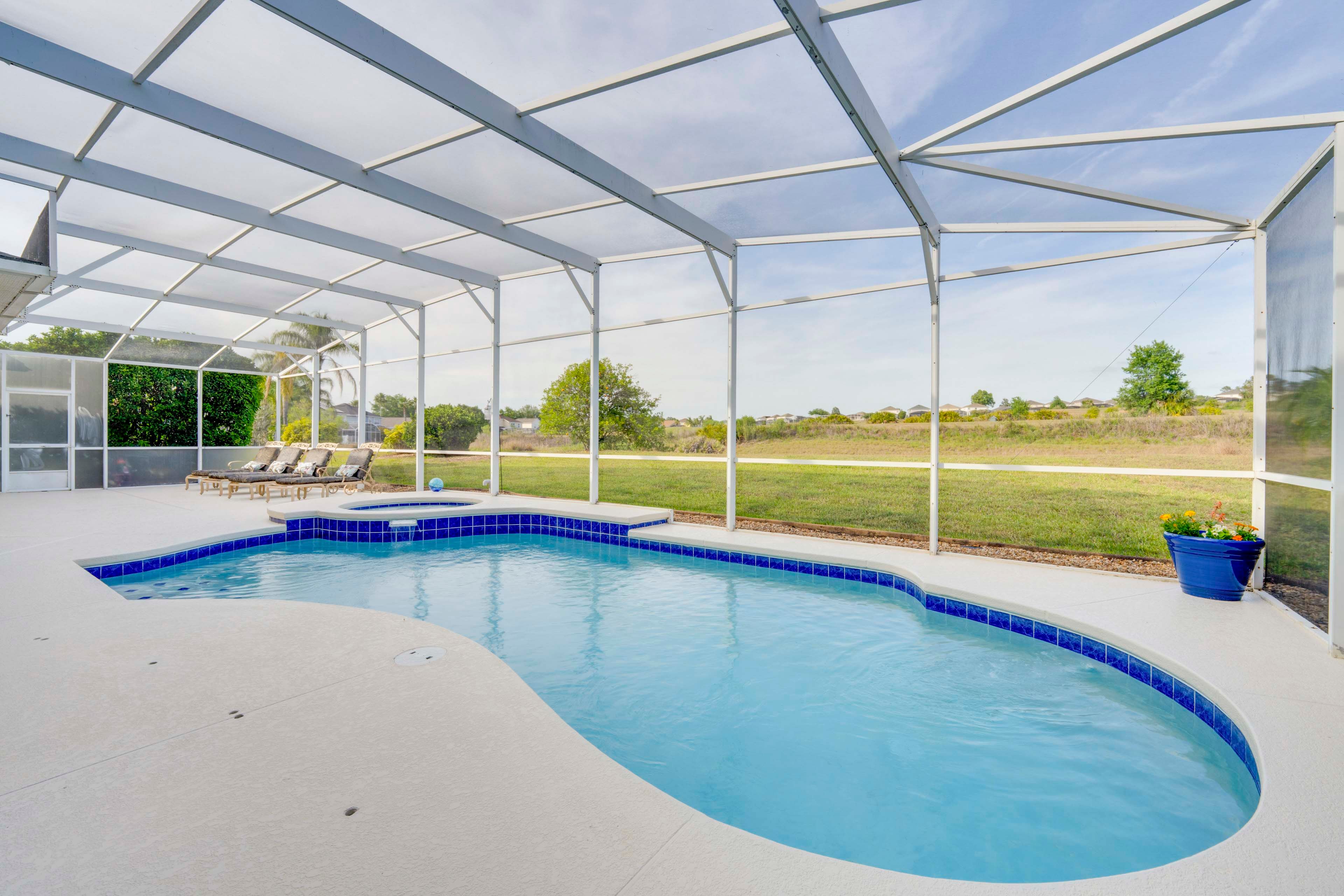 Private Outdoor Pool (Heated w/ Fee, Depth 4'-5.5') | Private Hot Tub