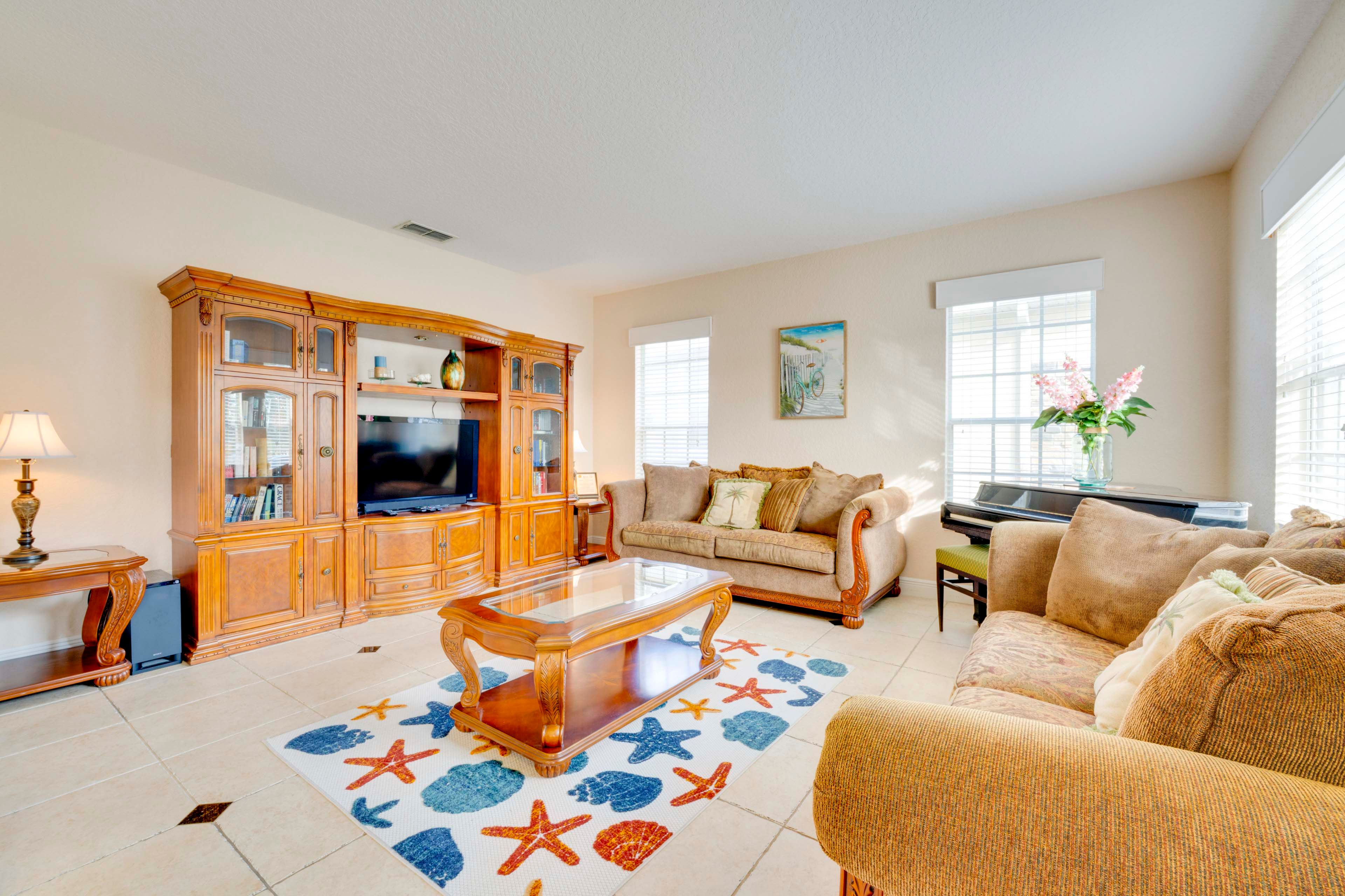 Family Room | 1st Floor | Grand Piano | Flat-Screen TV