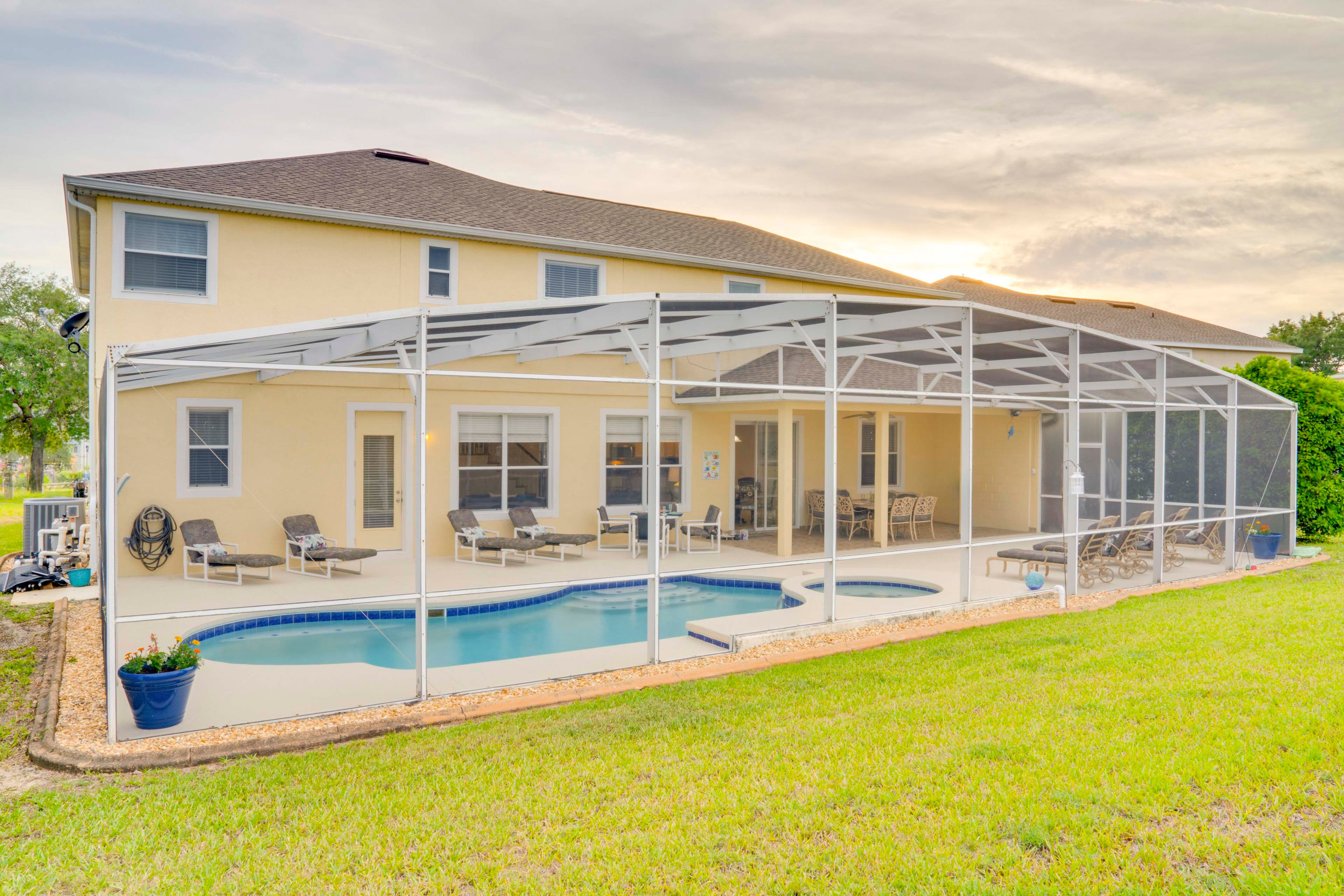 Davenport Vacation Rental | 7BR | 3.5BA | Step-Free Access | 3,760 Sq Ft
