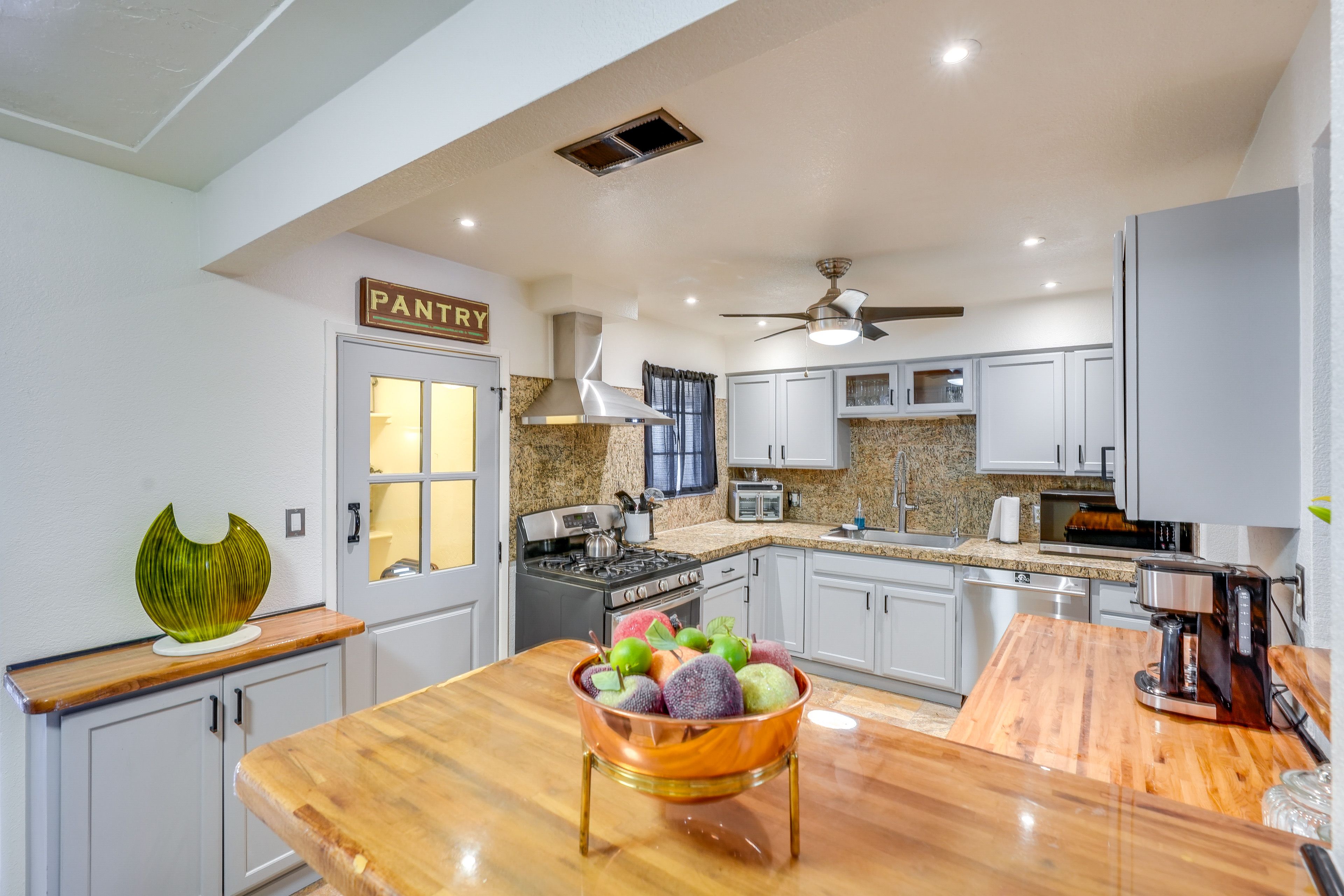 Kitchen | Dishwasher | Drip Coffee Pot