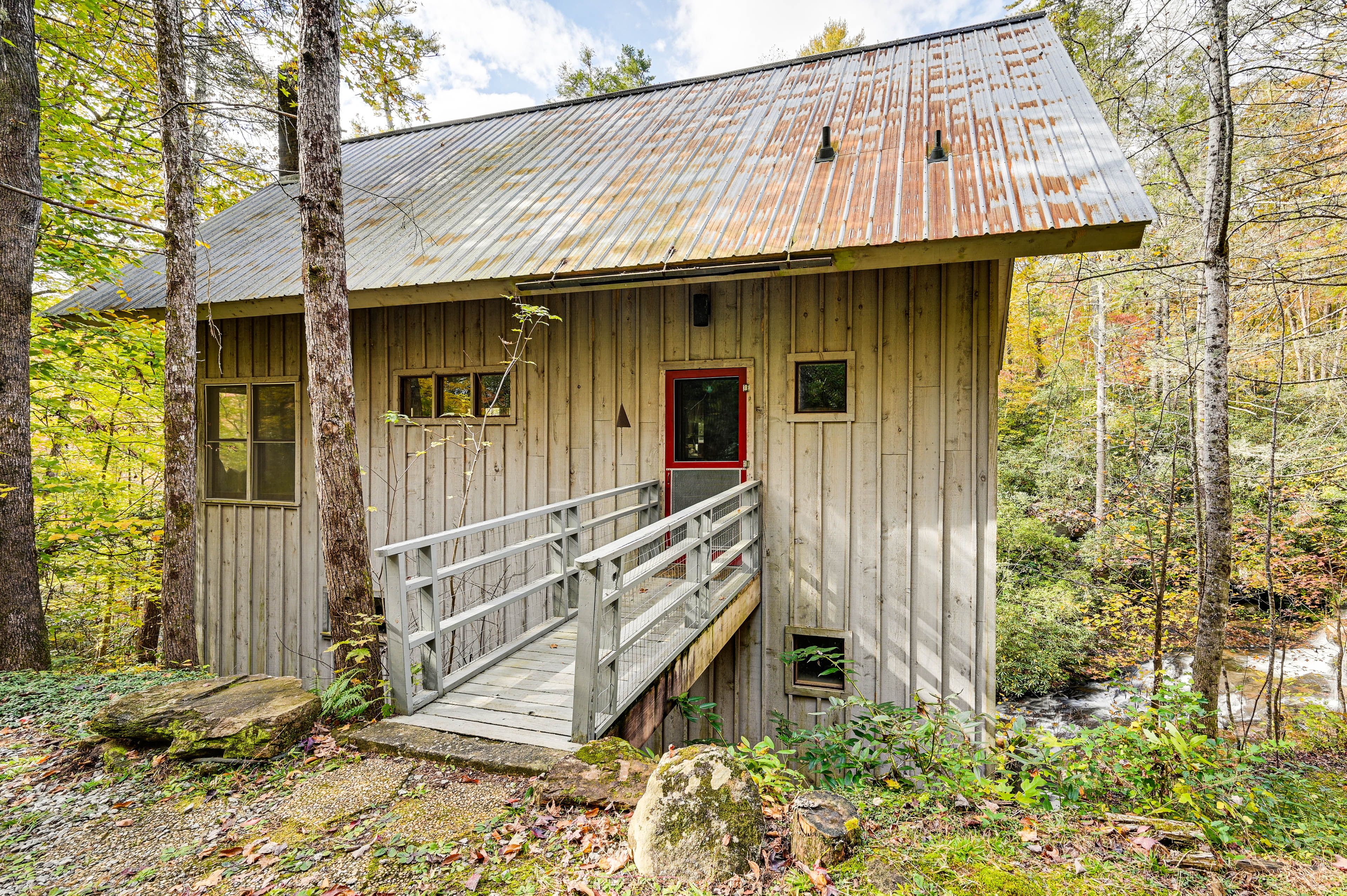 Parking | Driveway (2 Vehicles)