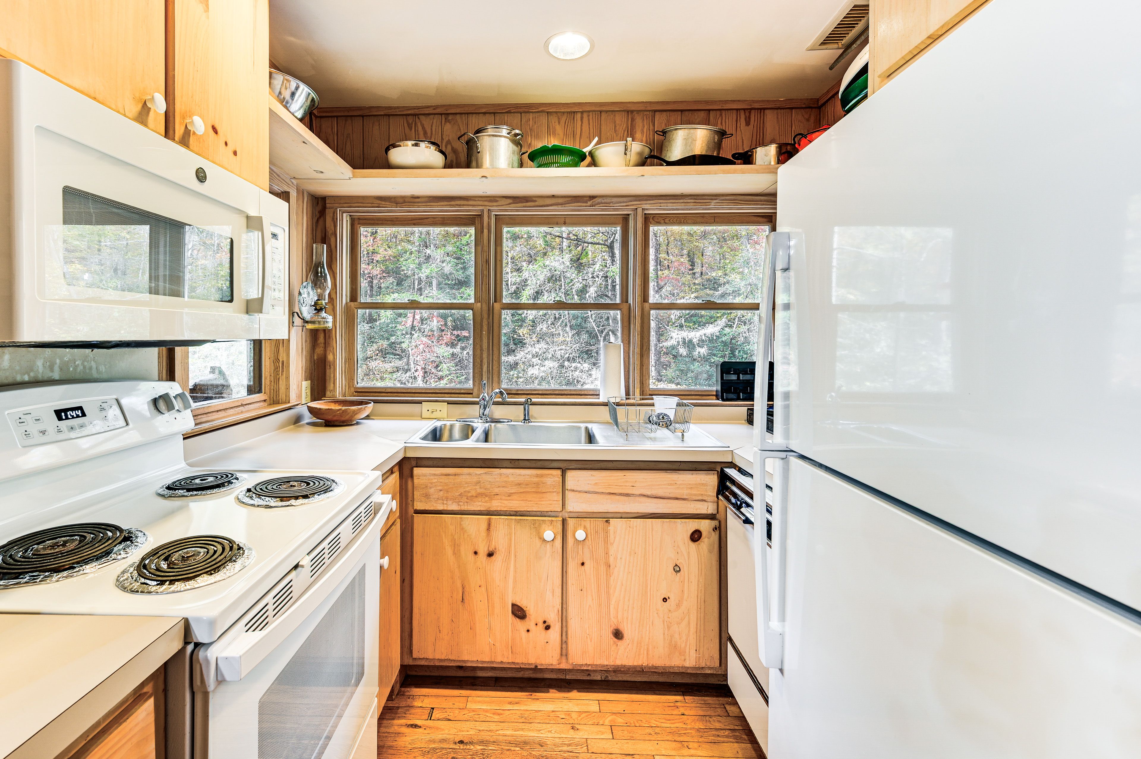 Kitchen | Drip & Keurig Coffee Makers | Dishwasher | 1st Floor