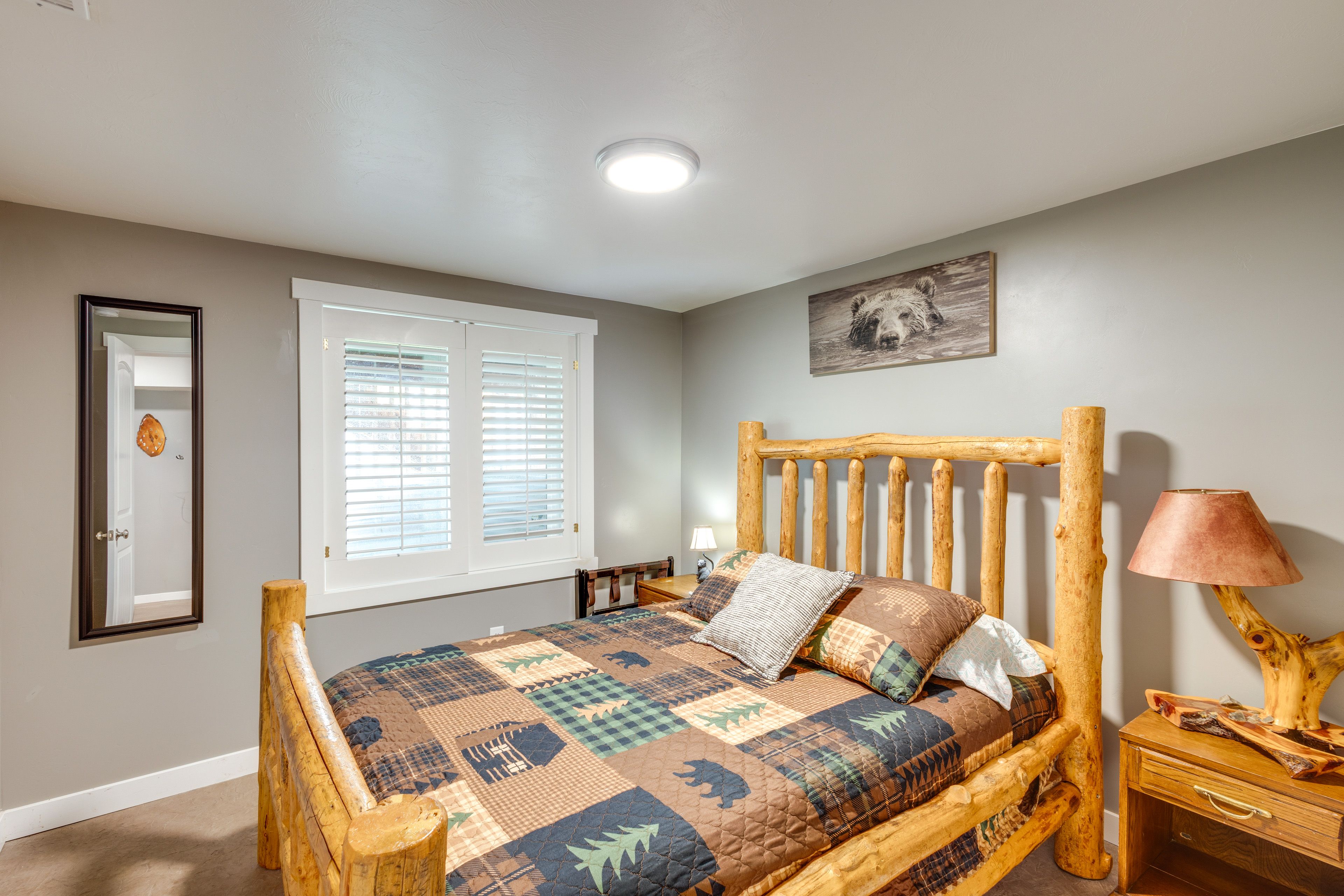 Bedroom 6 | Lower Level | Queen Bed | Linens Provided