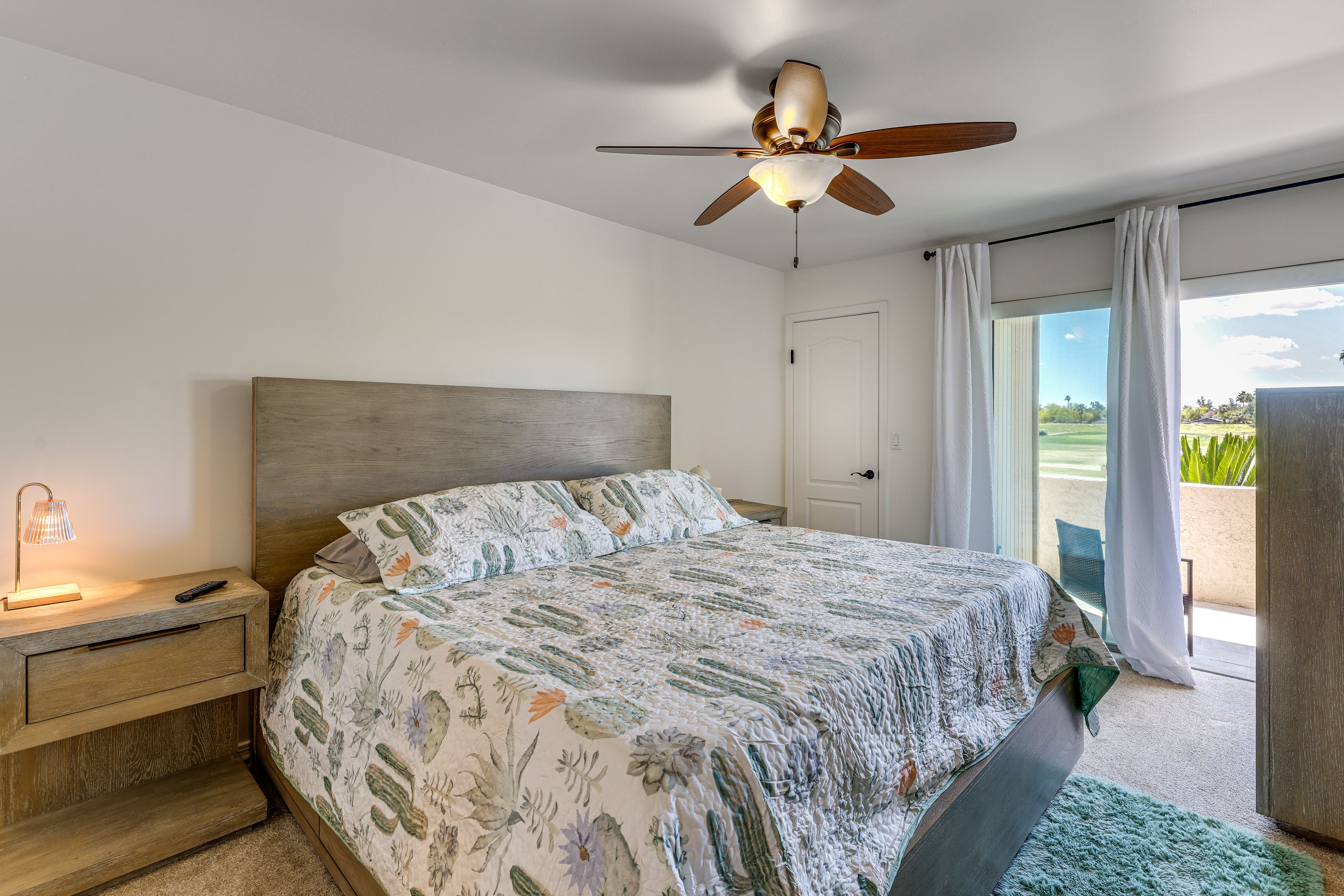 Bedroom Suite 1 | King Bed | Smart TV