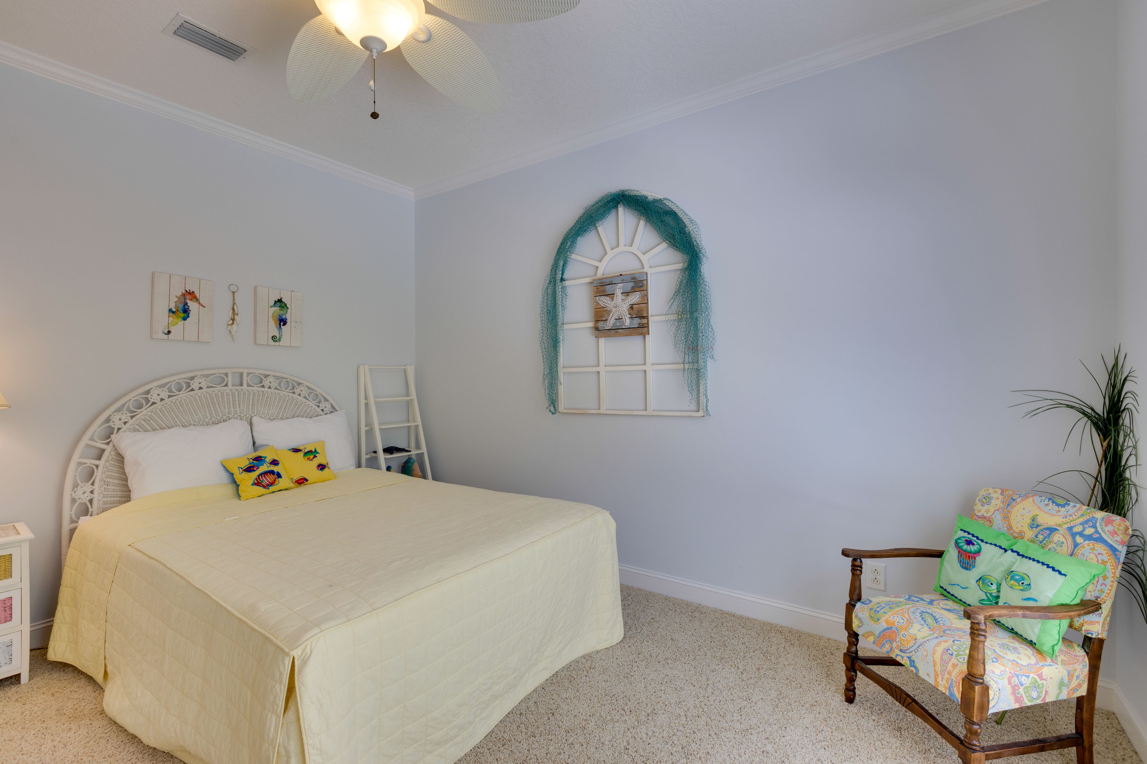 Bedroom 4 | 1st Floor | Queen Bed | Linens Provided