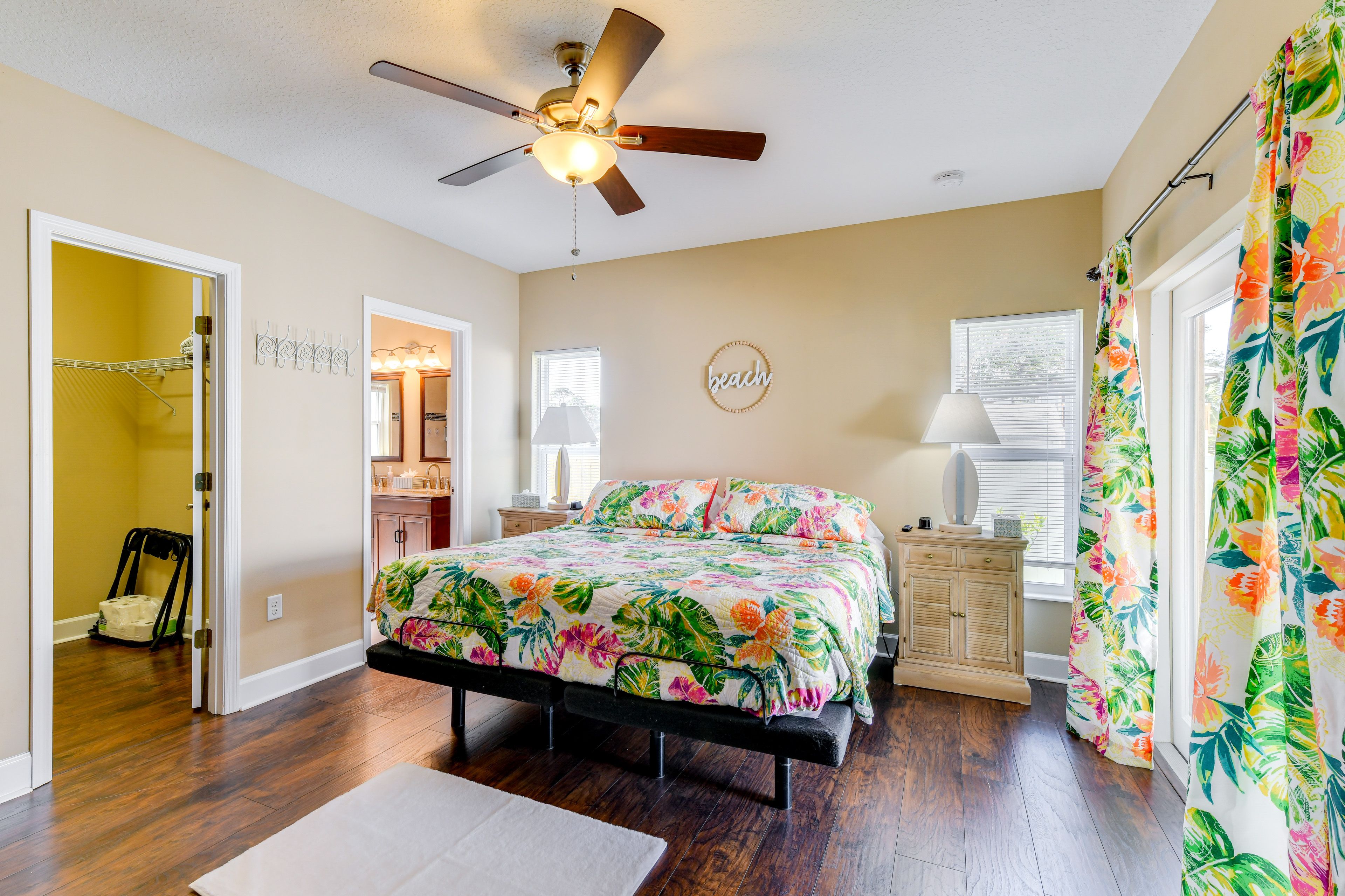 Bedroom 1 | King Bed | Linens Provided