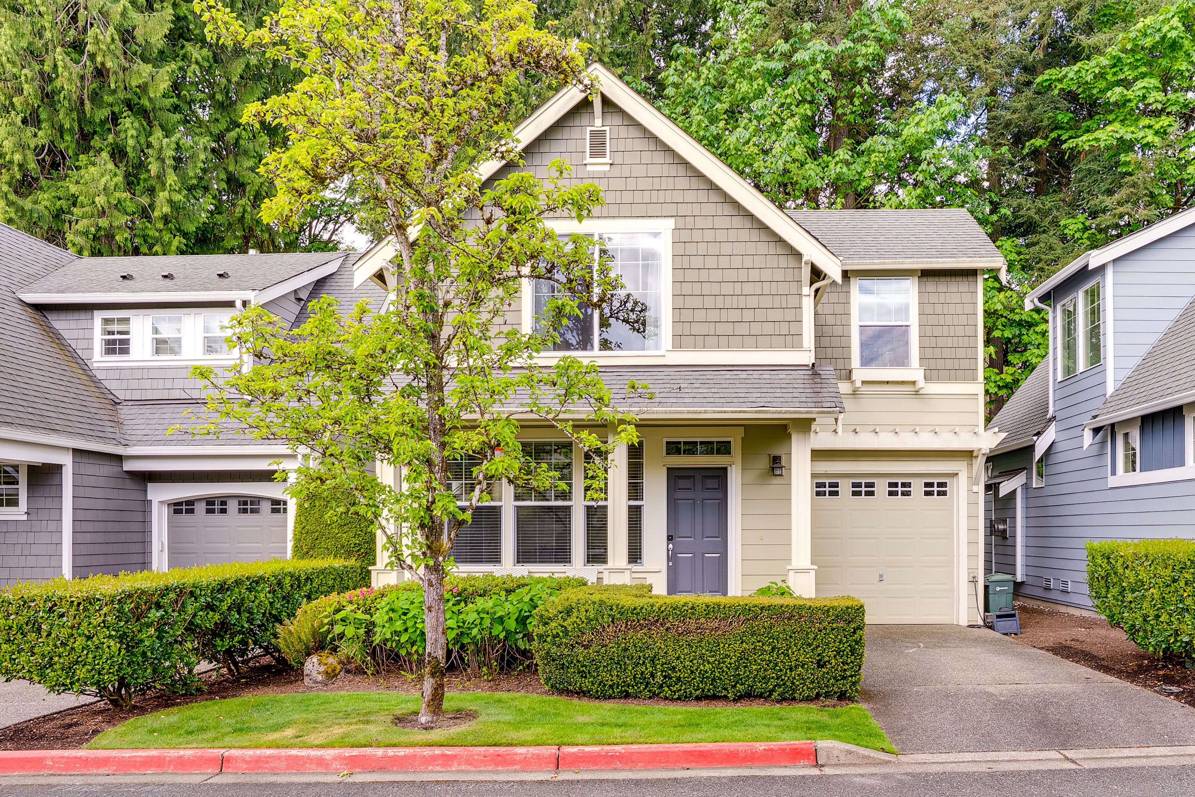 Exterior | Driveway (1 Vehicle) | Free Street Parking