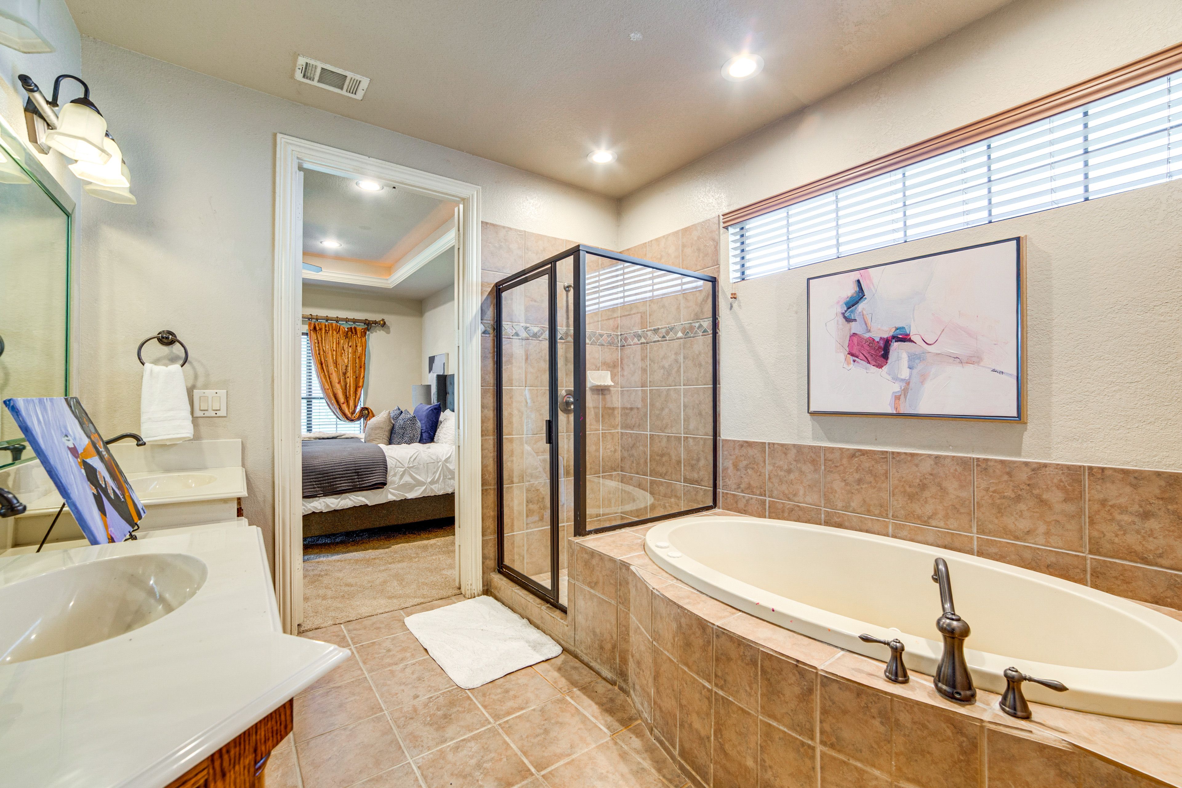 En-Suite Bathroom | 1st Floor | Soaking Tub | Shower