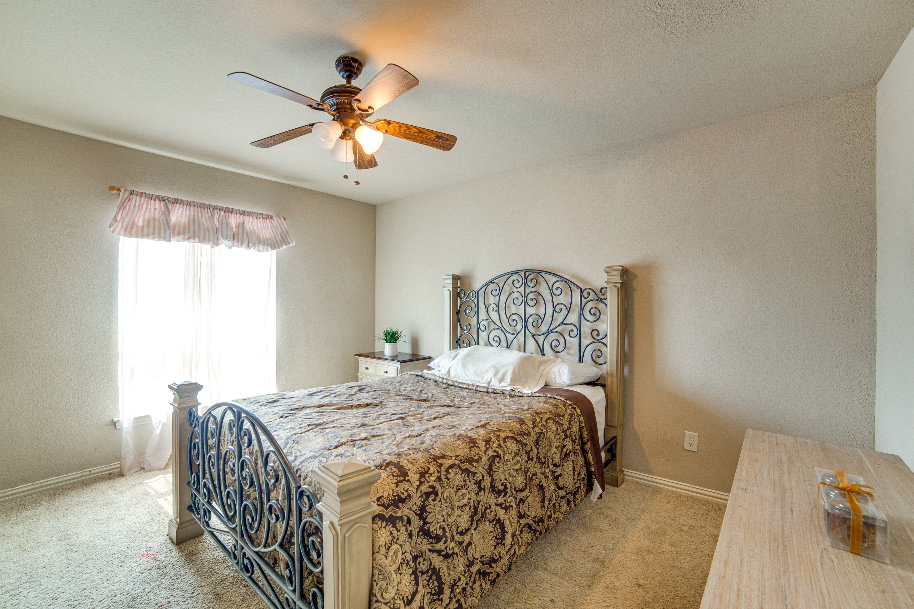 Bedroom 3 | Full Bed | 2nd Floor