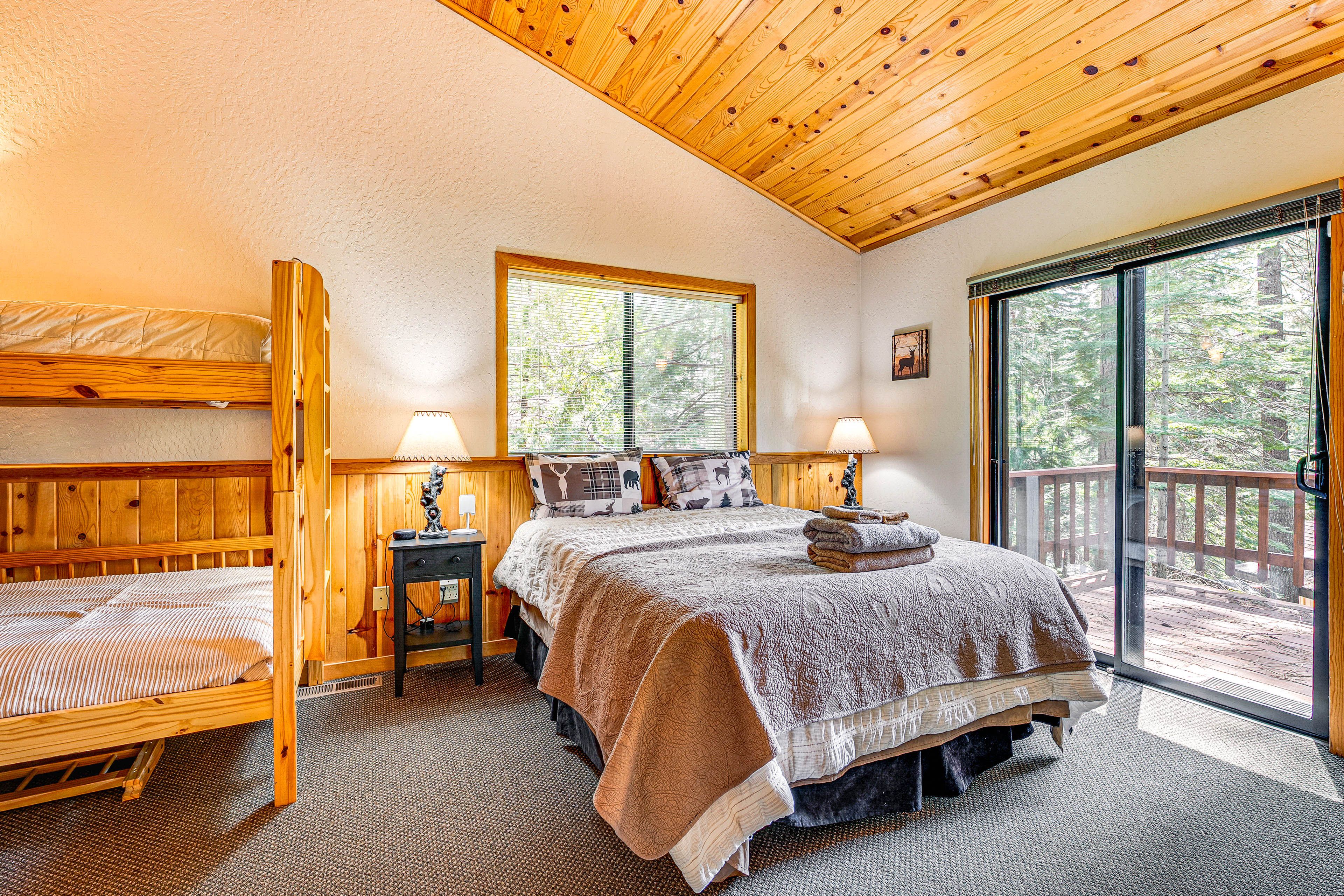 Bedroom 3 | Top Level | Queen Bed | Twin Bunk Bed | Balcony Access