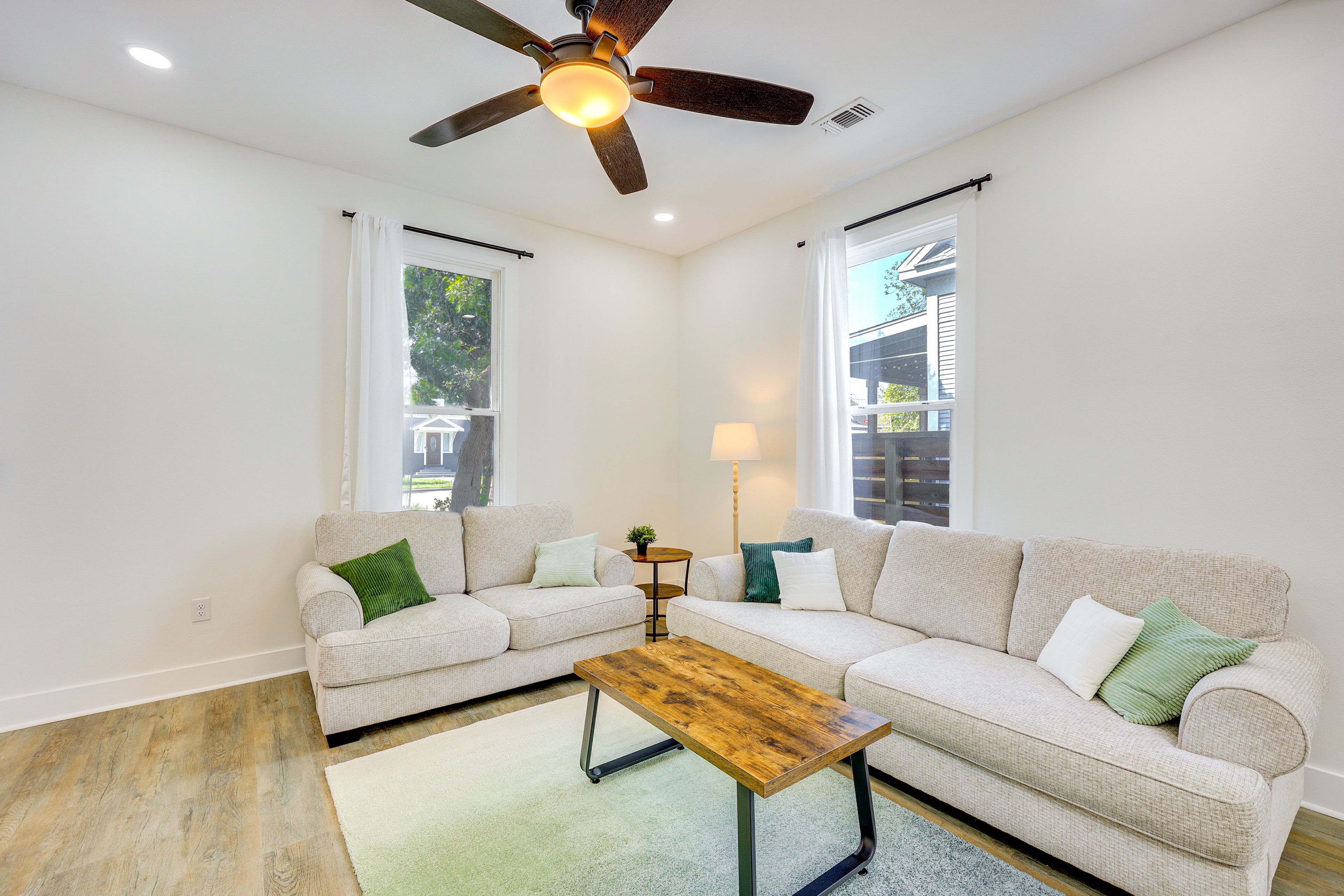 Living Area | Smart TV | Main Floor