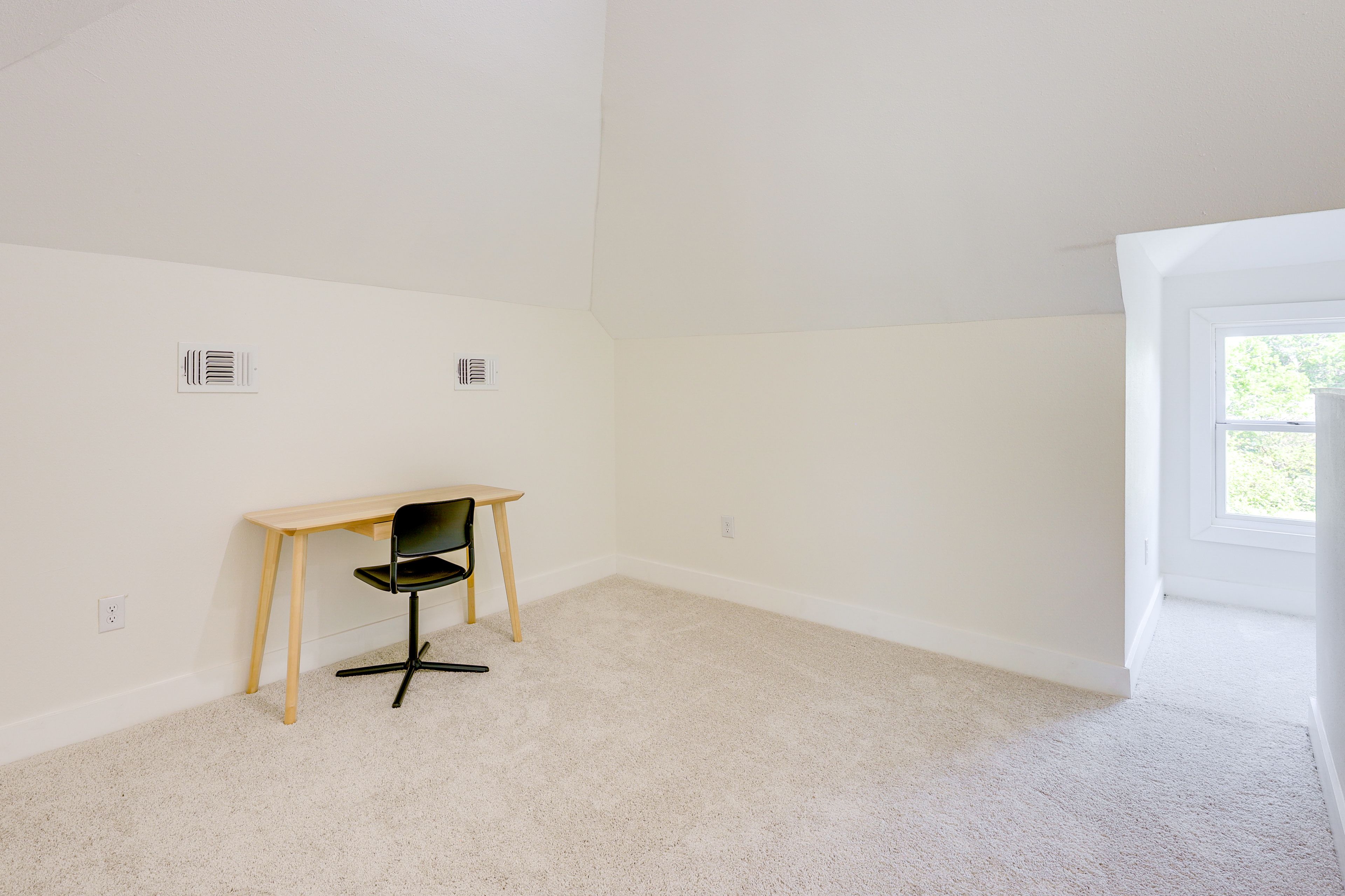 Loft | Laptop Workspace | Free WiFi | 2nd Floor