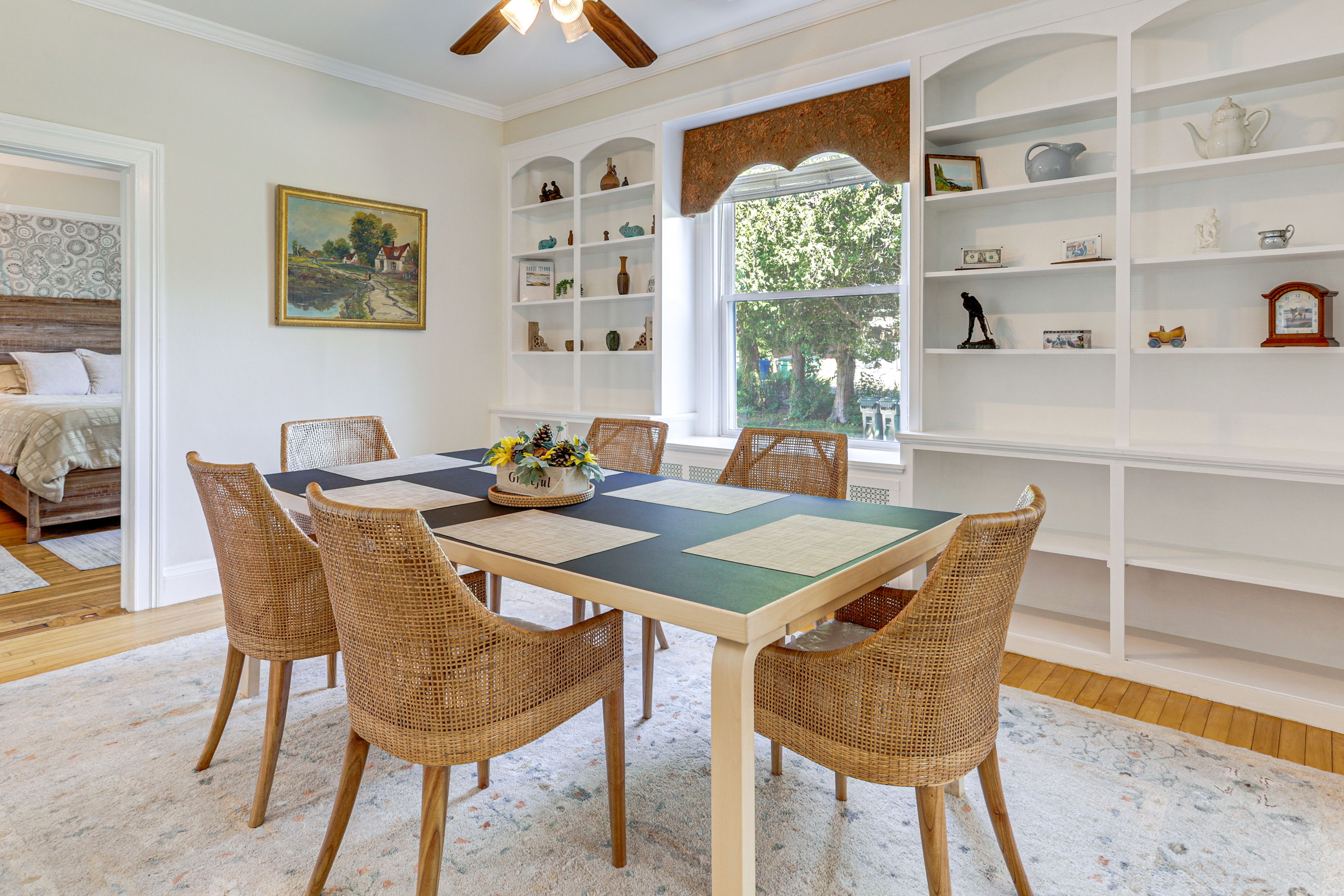 Dining Room | Dishware & Flatware