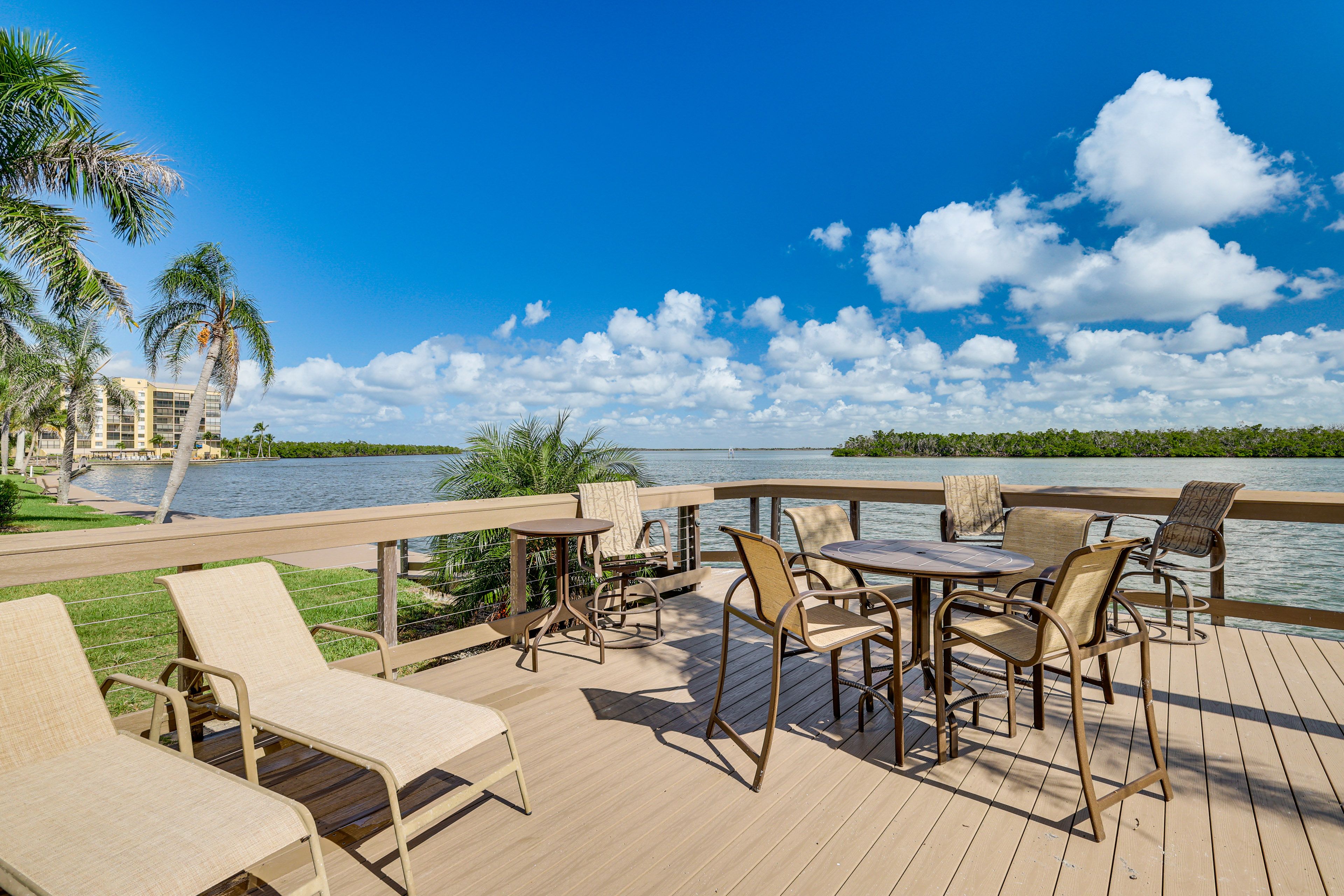 Harbour Pointe | Community Amenities