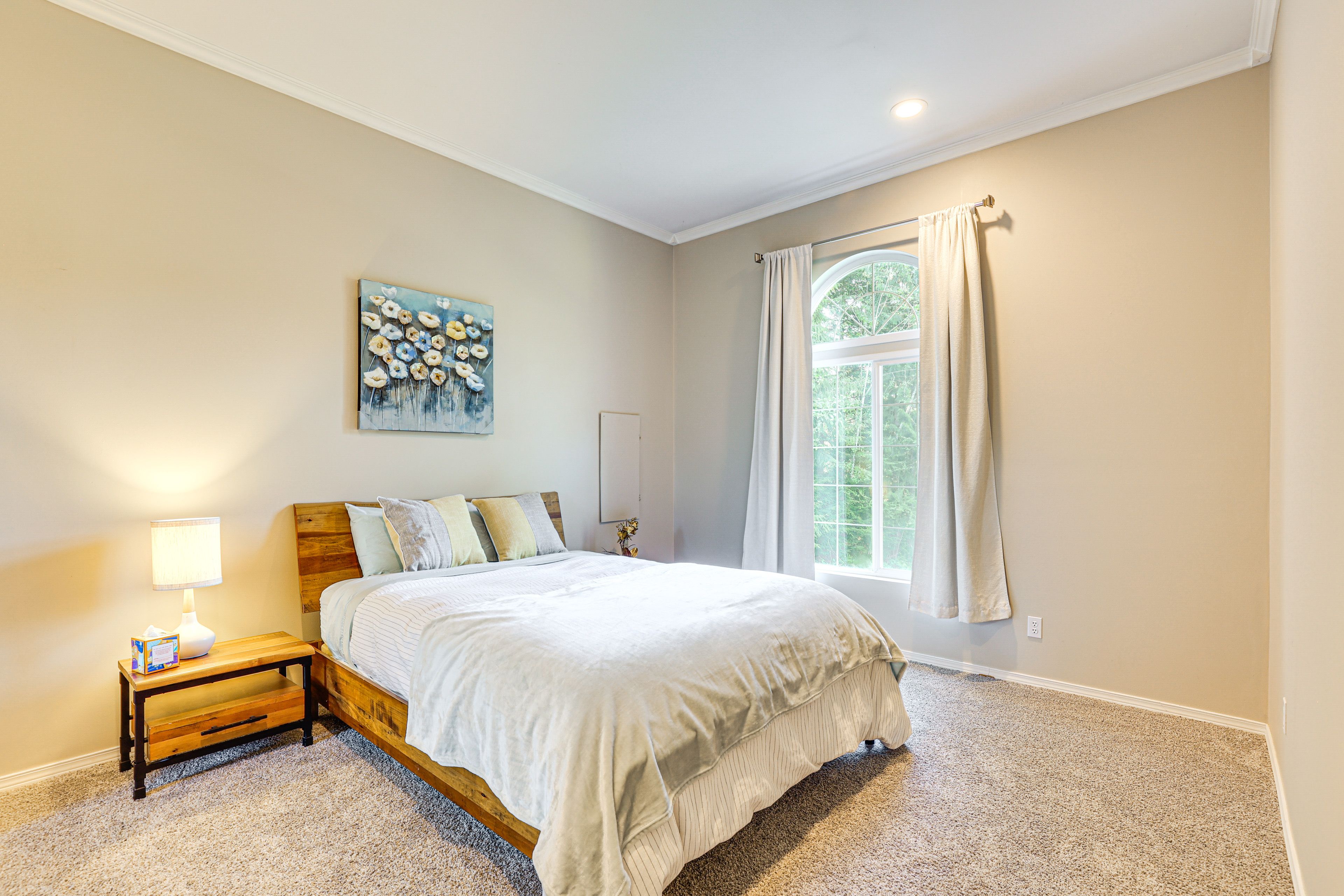 Bedroom 2 | Queen Bed