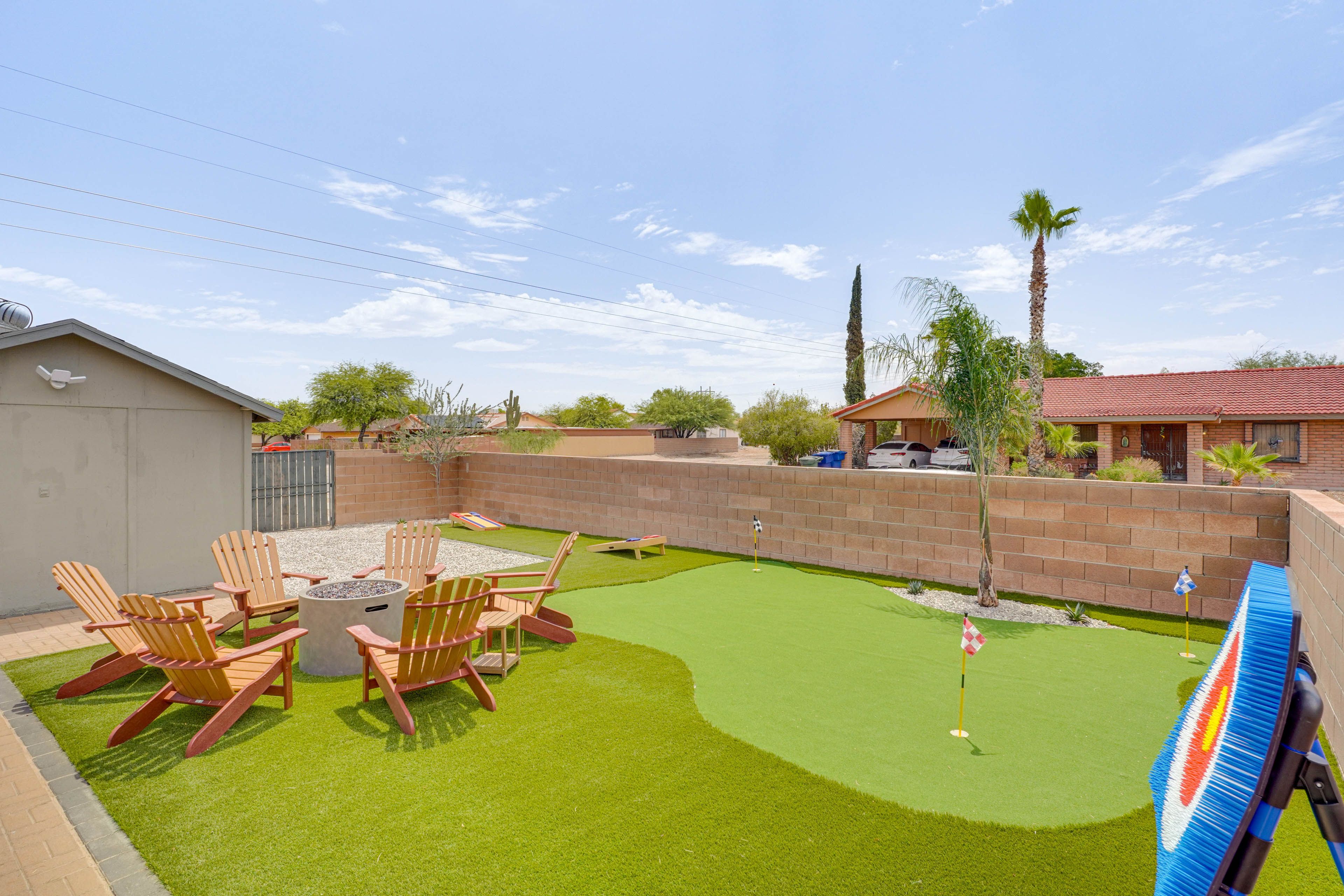 Fenced Yard | Gas Fire Pit | Putting Green | Cornhole