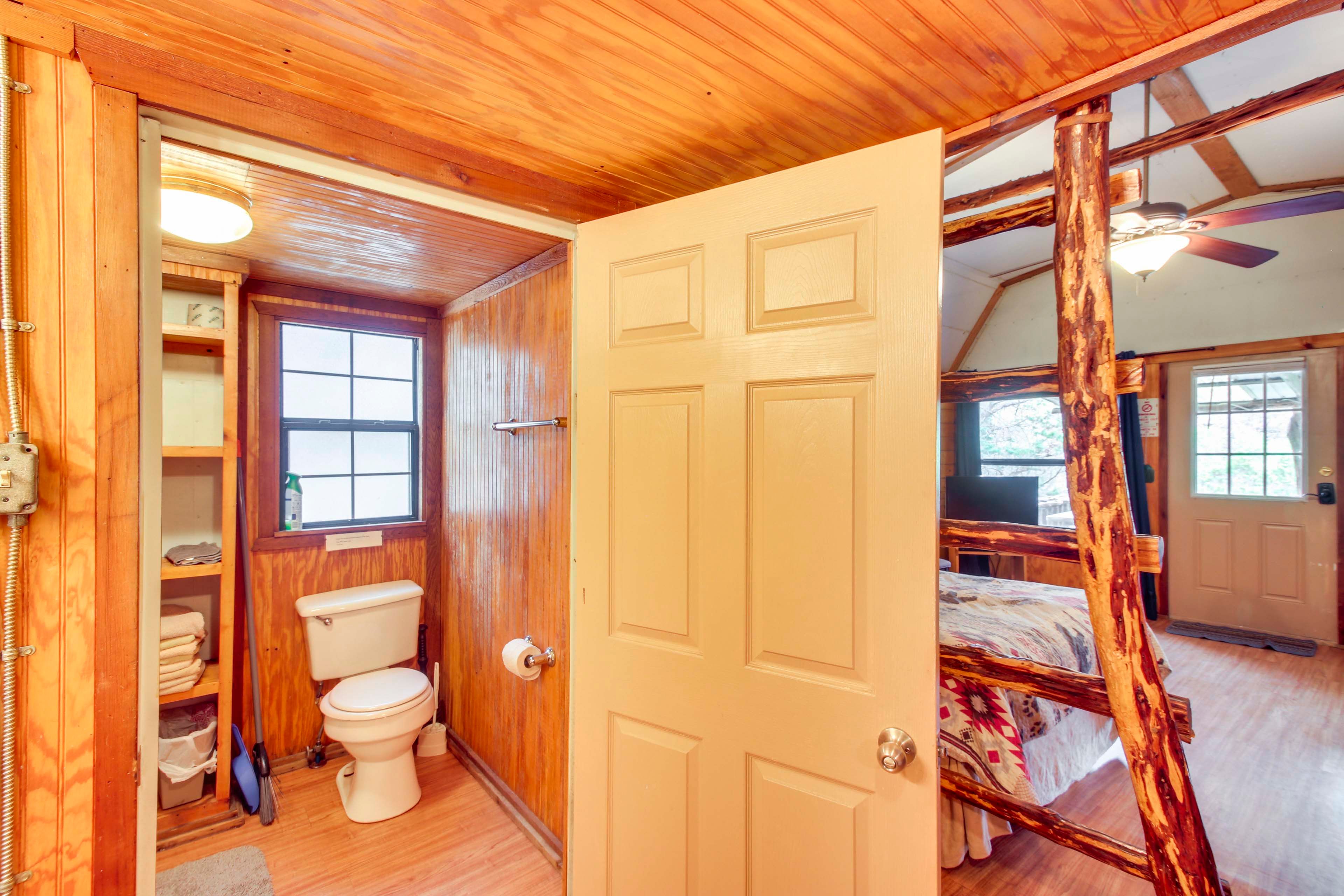 Full Bathroom