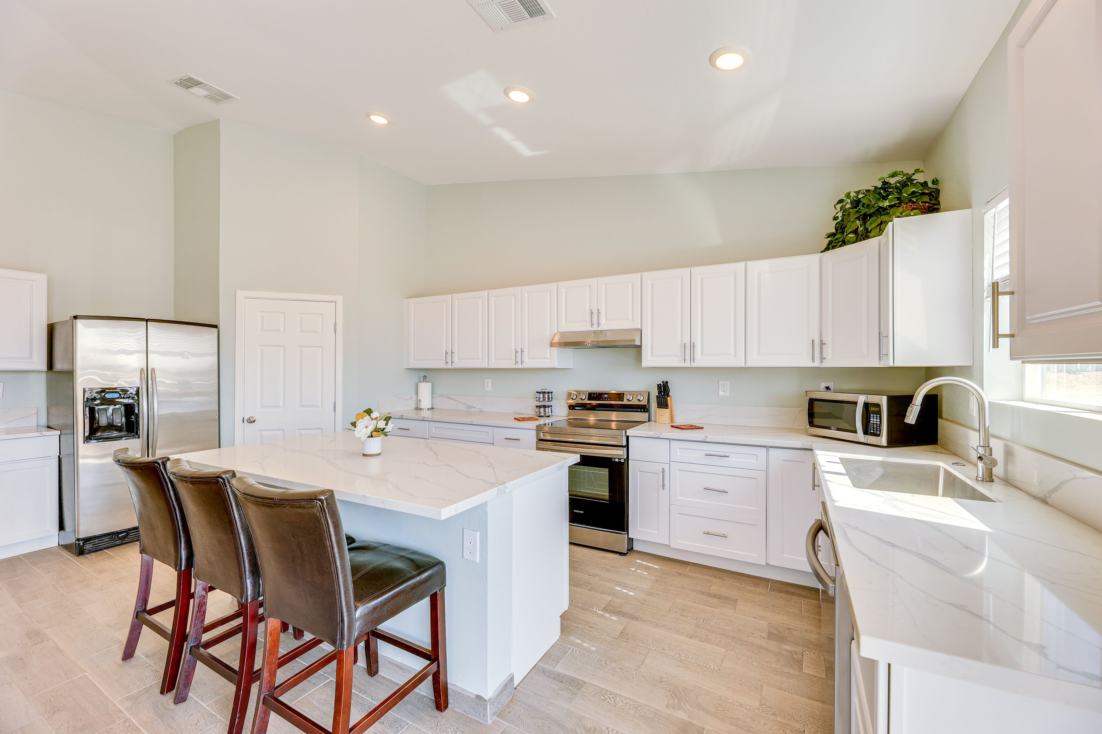 Kitchen | Cooking Basics | Dishwasher | Single-Story Home