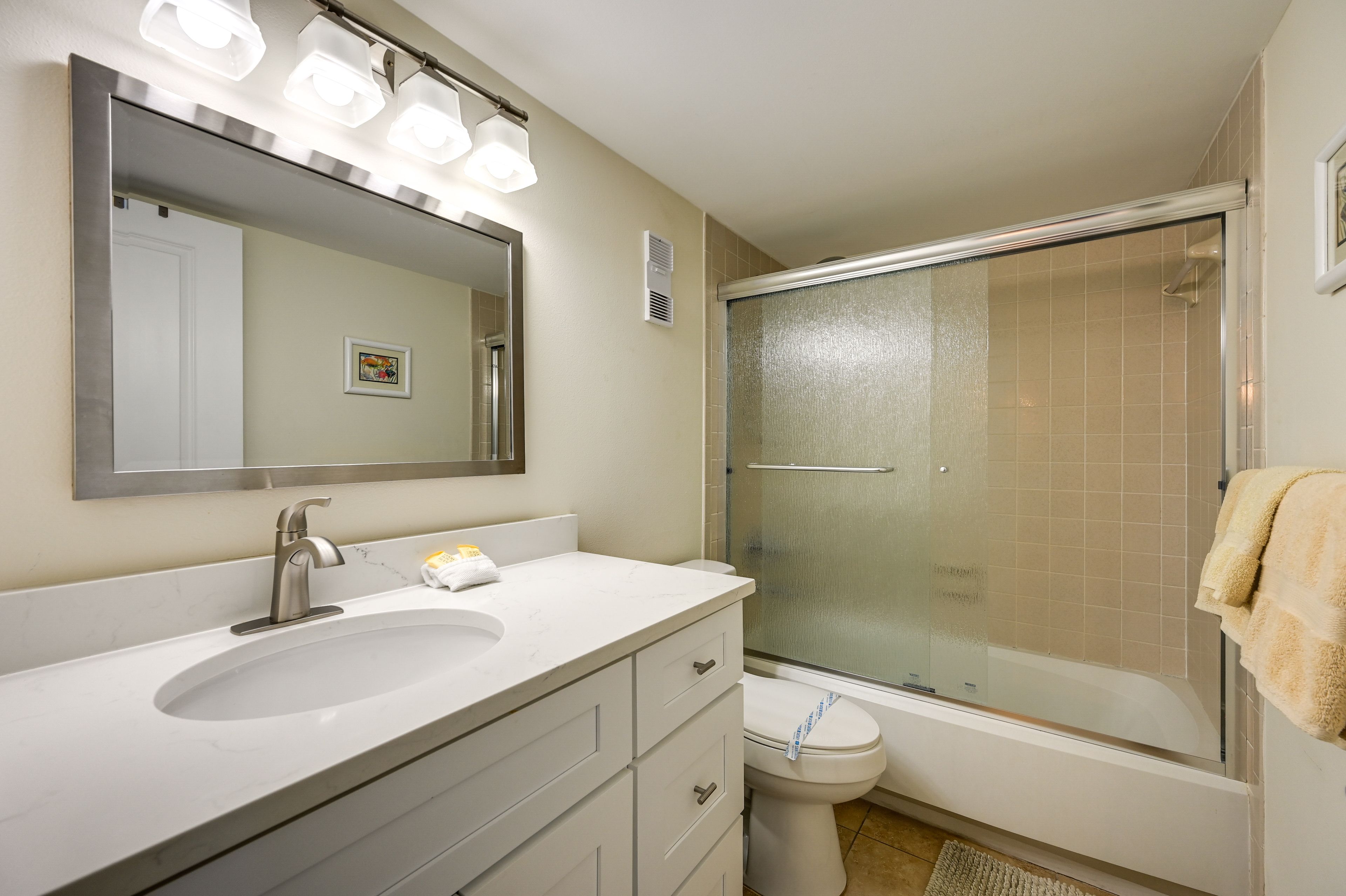 En-Suite Bathroom