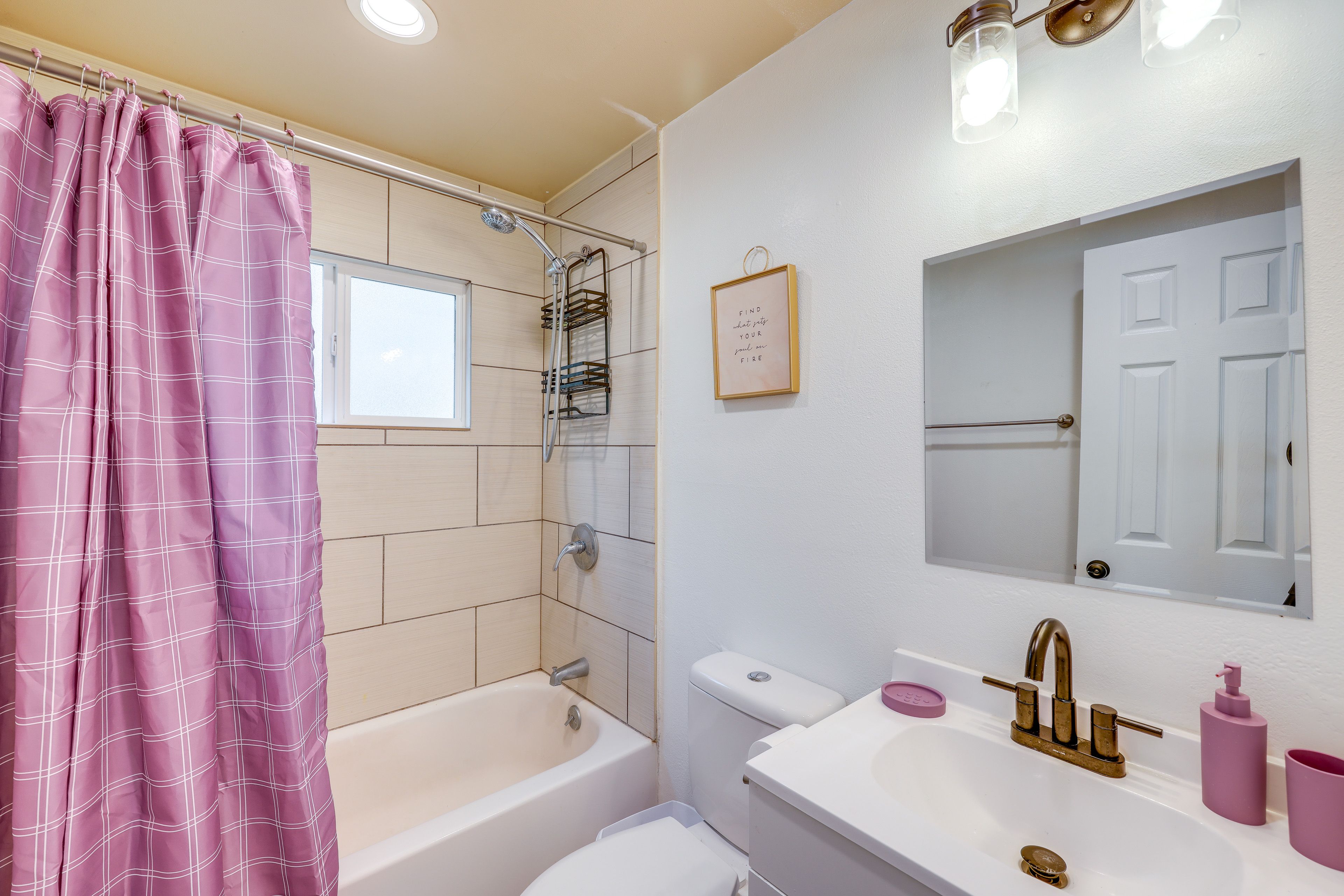 Full Bath | Towels
